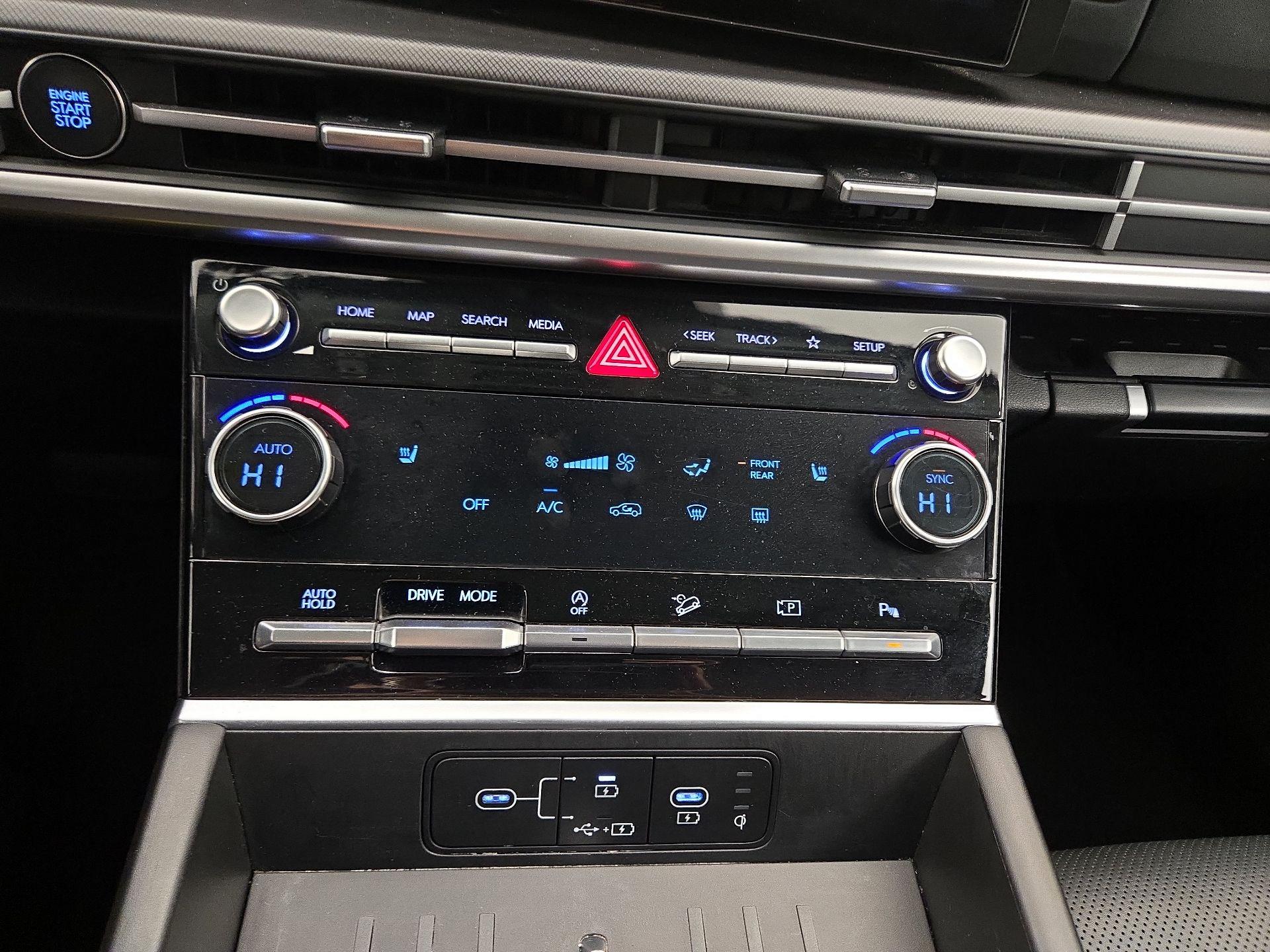 Thumbnail: 2025 Hyundai Santa Fe - 16