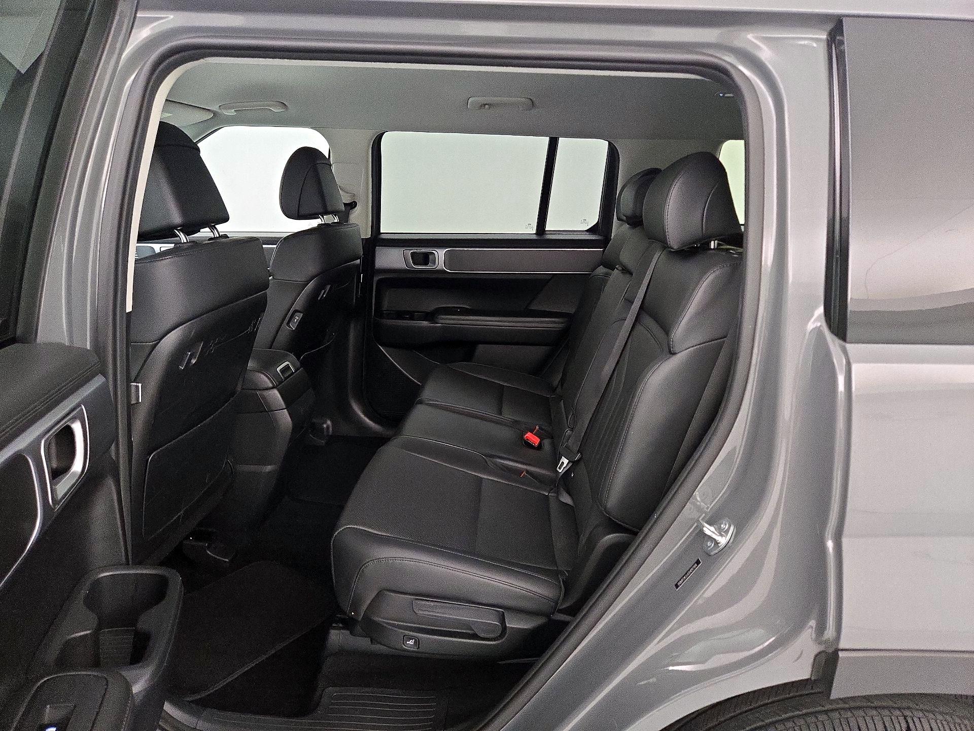 Thumbnail: 2025 Hyundai Santa Fe - 19