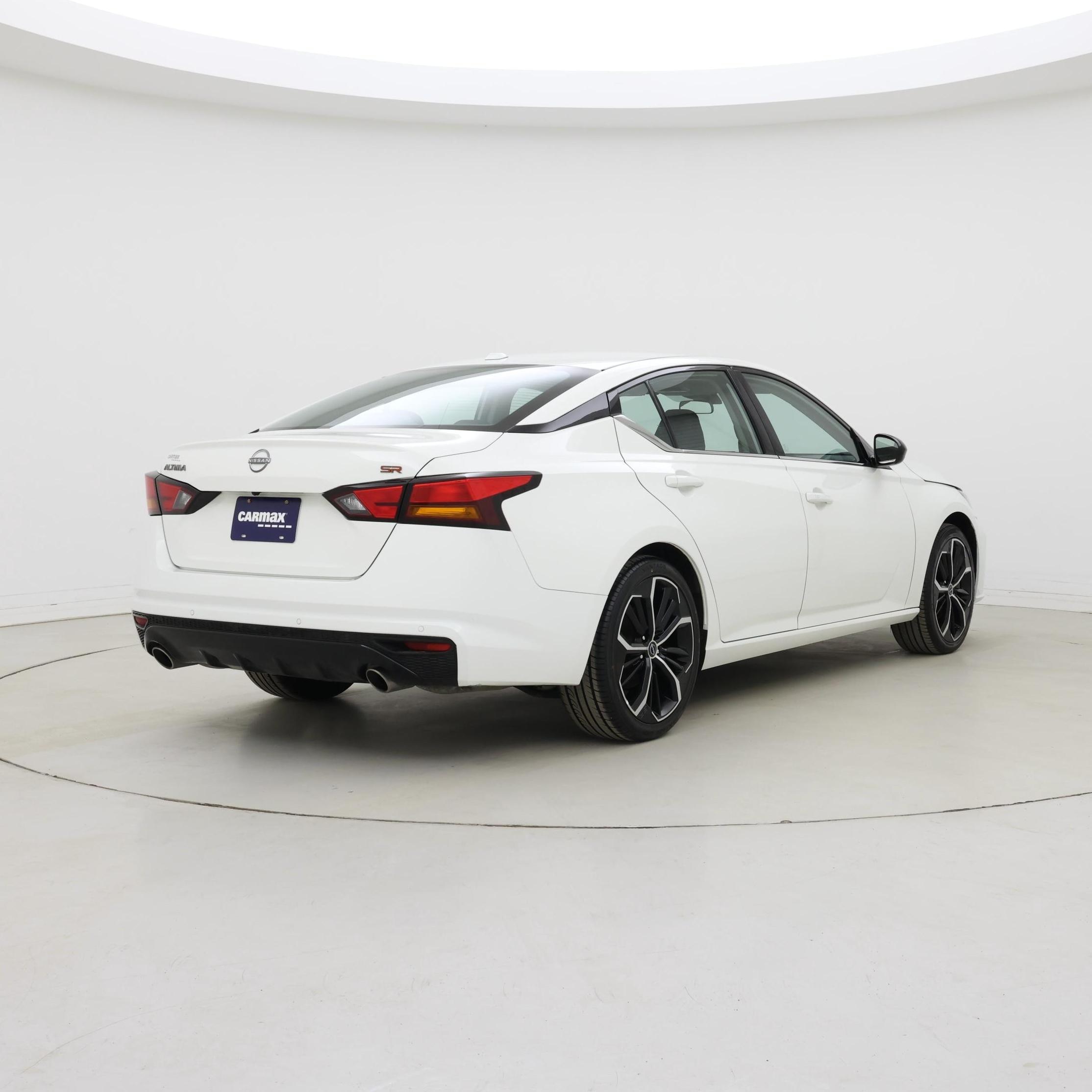 Thumbnail: 2025 Nissan Altima - 8