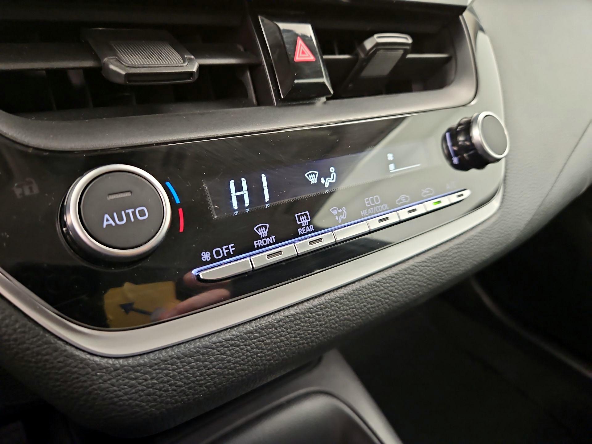 Thumbnail: 2025 Toyota Corolla - 16