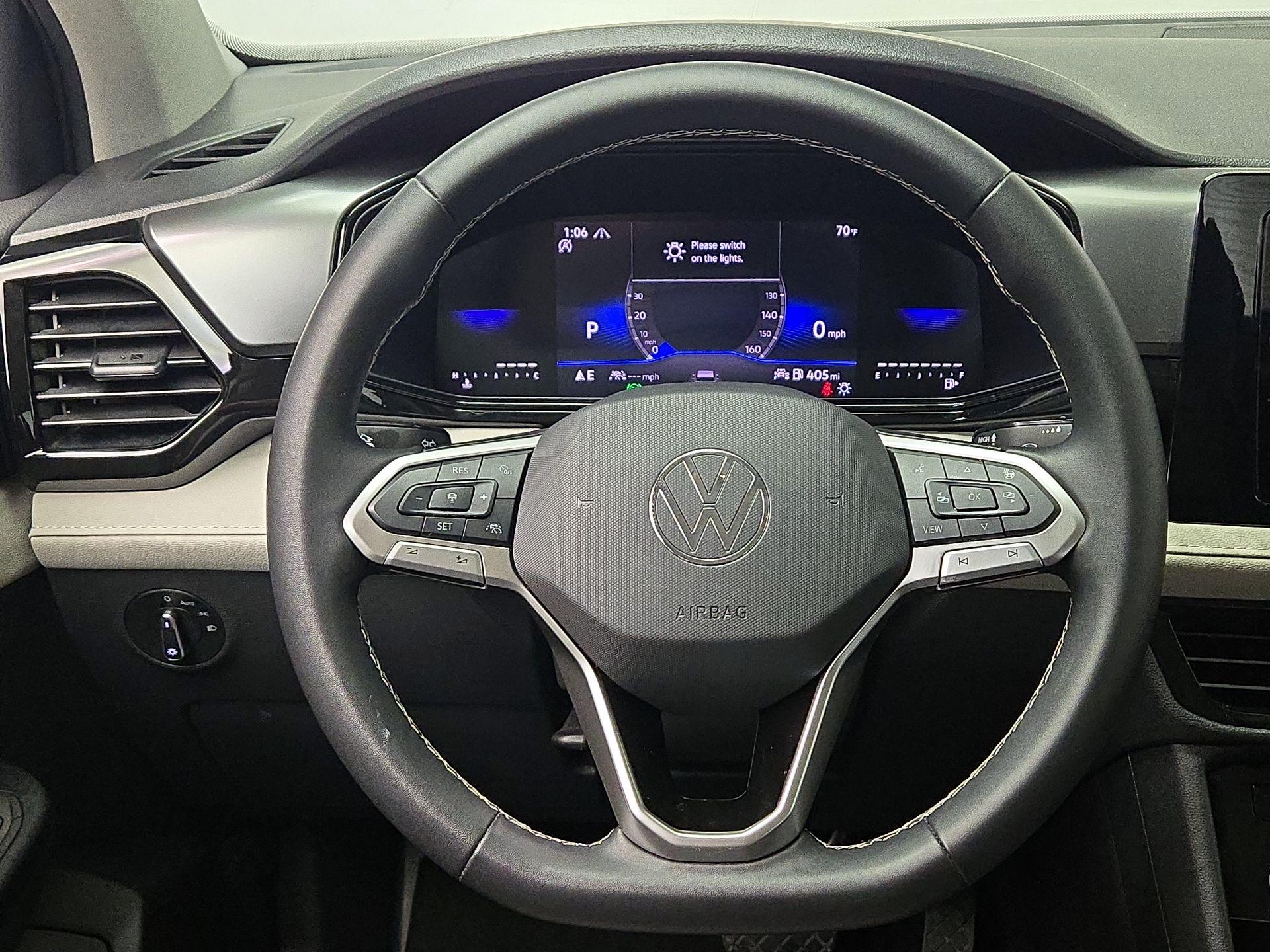 Thumbnail: 2025 Volkswagen Taos - 10