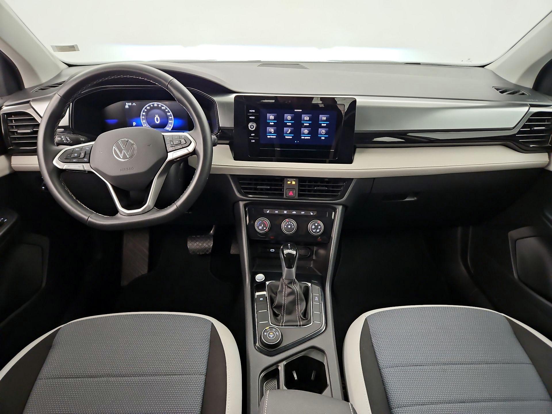 Thumbnail: 2025 Volkswagen Taos - 9