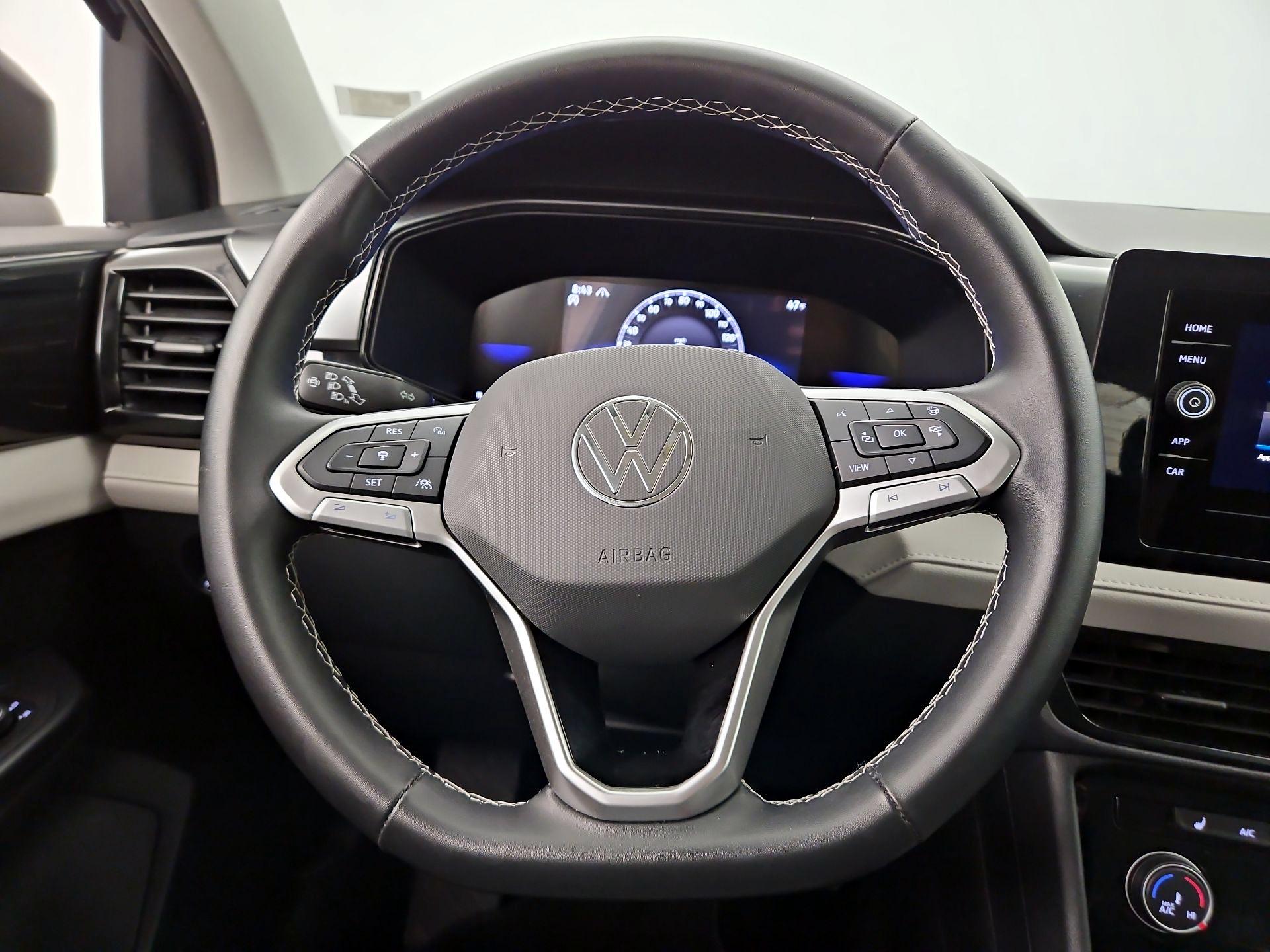 Thumbnail: 2025 Volkswagen Taos - 10