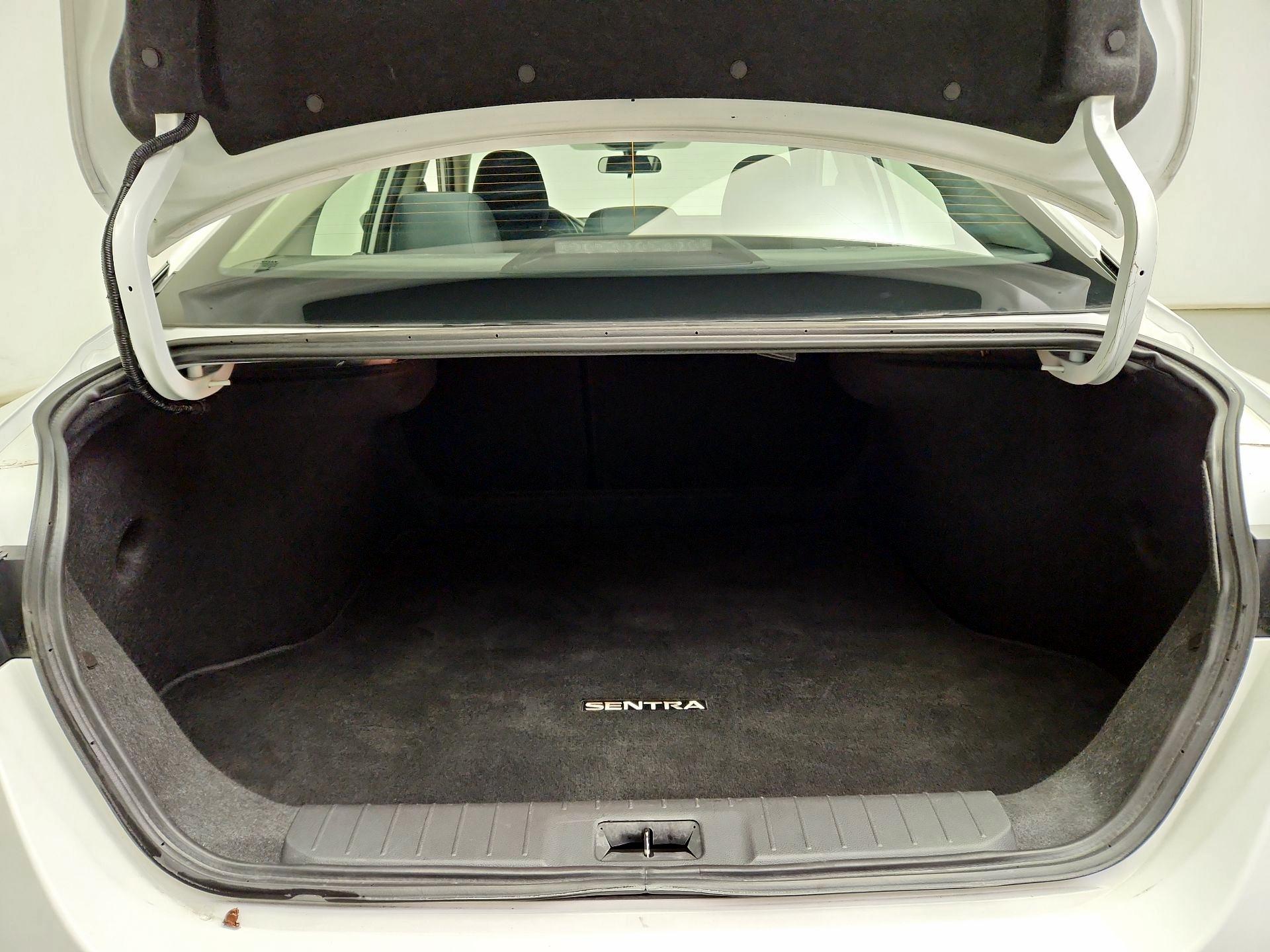 Thumbnail: 2025 Nissan Sentra - 20