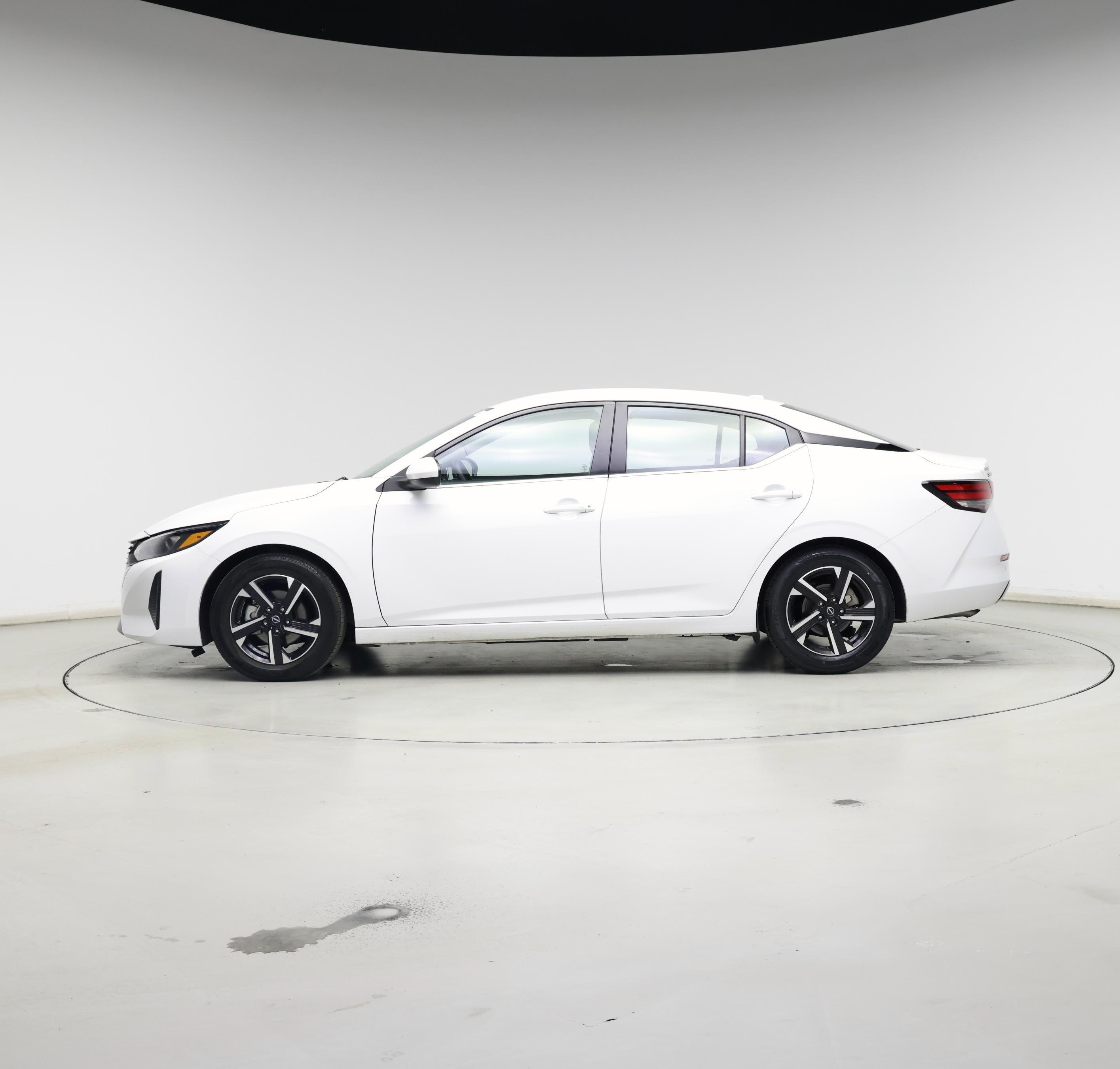 Thumbnail: 2025 Nissan Sentra - 3