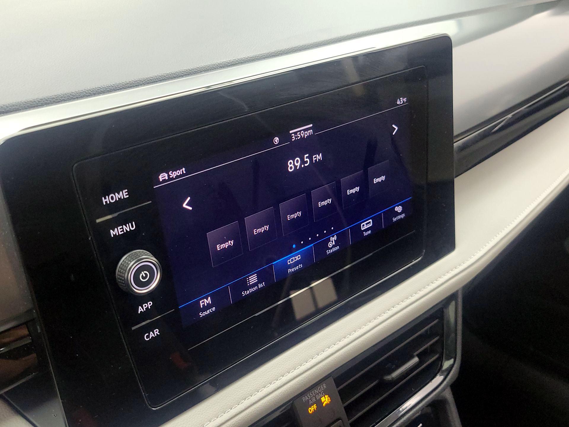 Thumbnail: 2025 Volkswagen Taos - 15