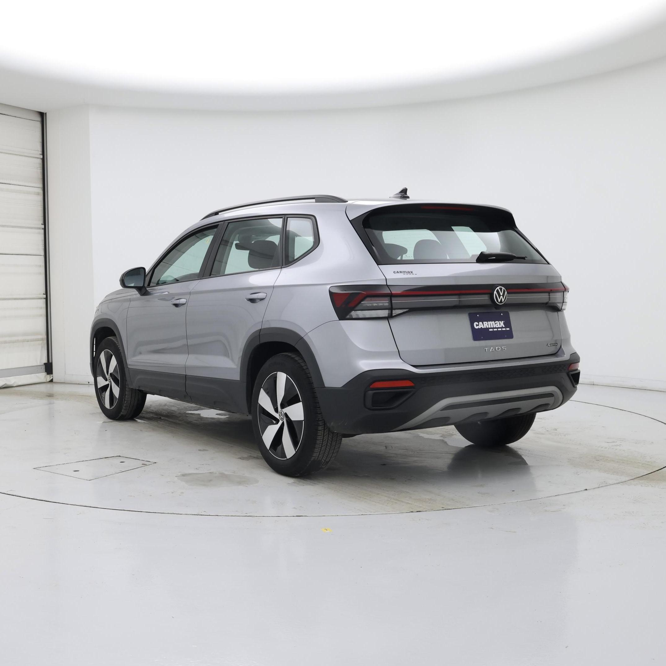 Thumbnail: 2025 Volkswagen Taos - 2