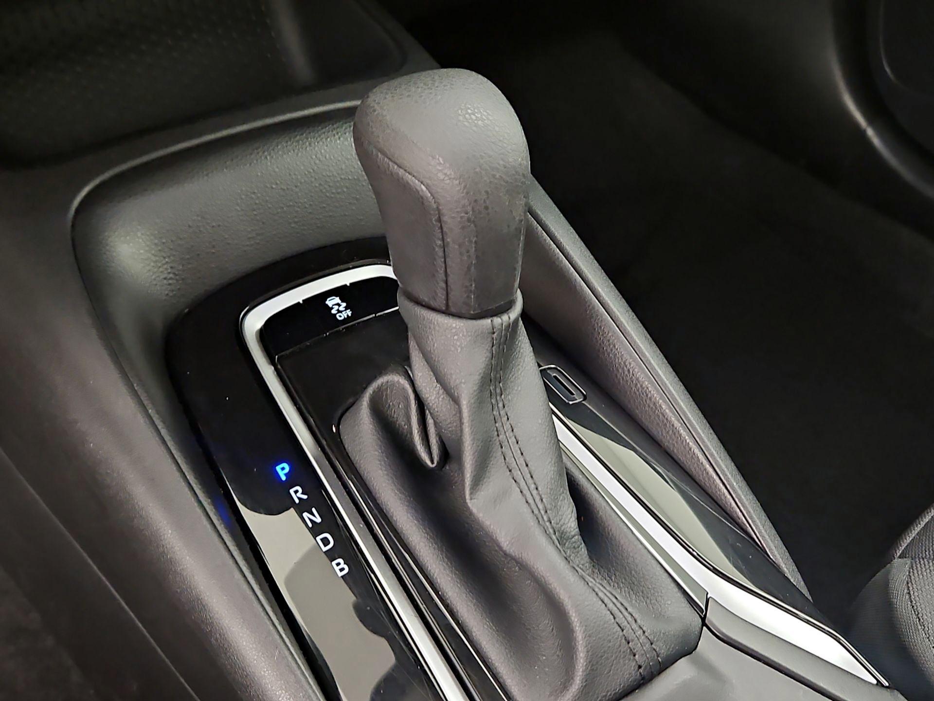 Thumbnail: 2025 Toyota Corolla - 17