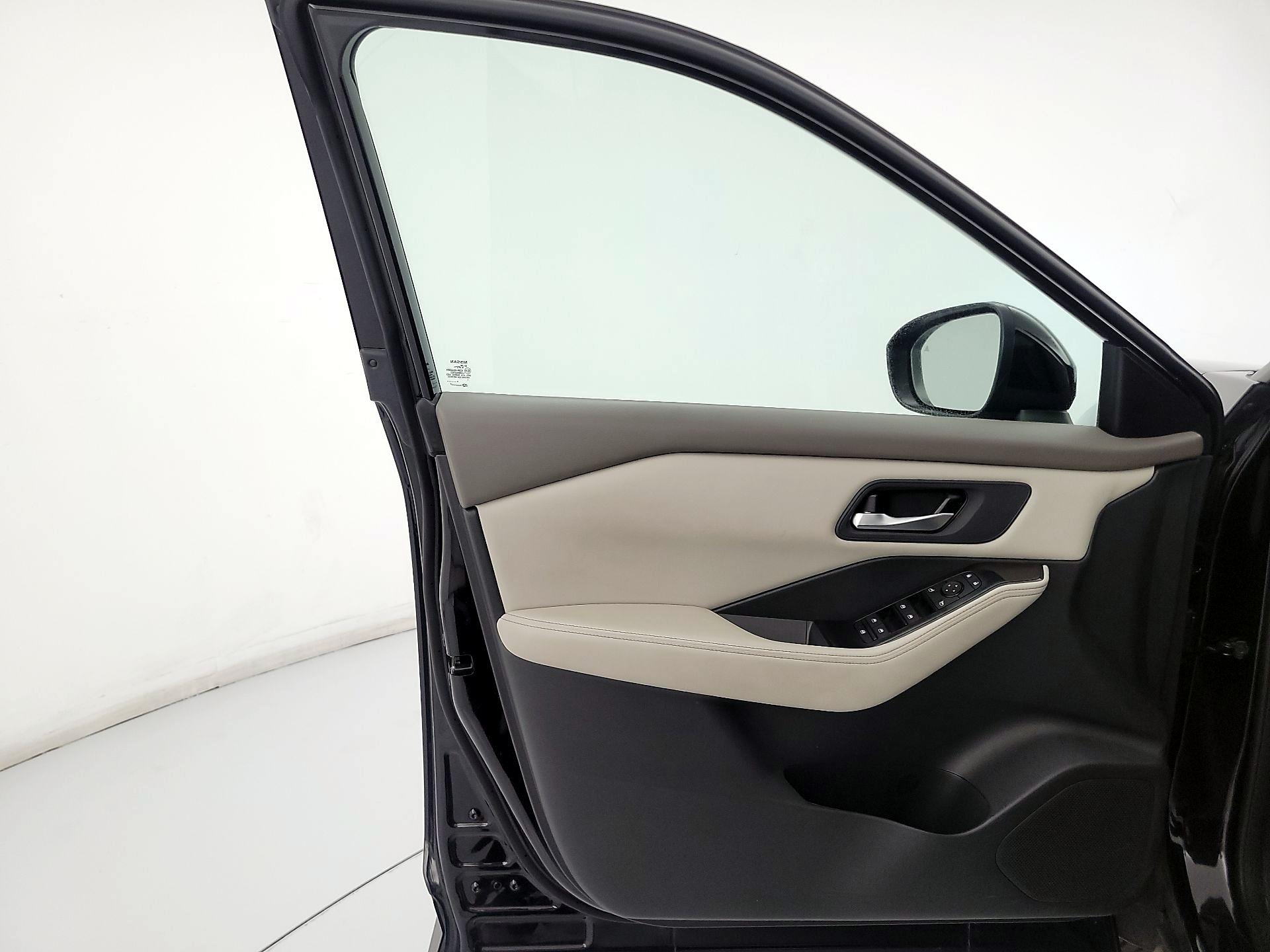 Thumbnail: 2025 Nissan Rogue - 12