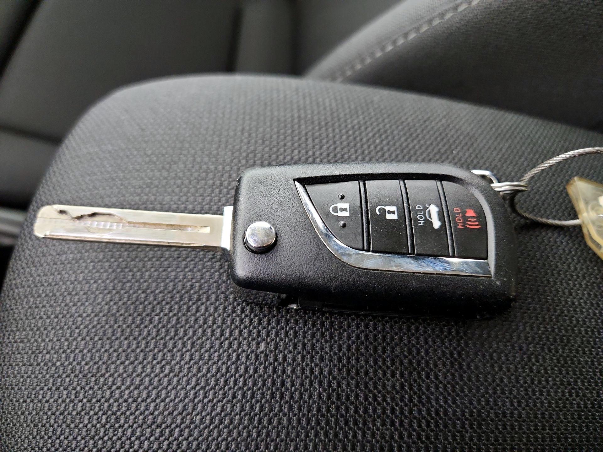 Thumbnail: 2025 Toyota Corolla - 16