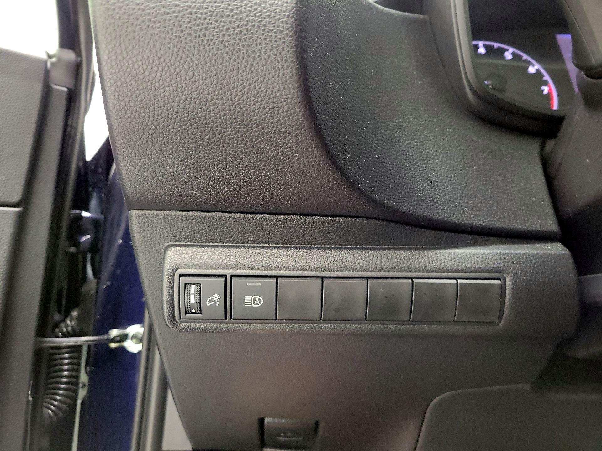 Thumbnail: 2025 Toyota Corolla - 11