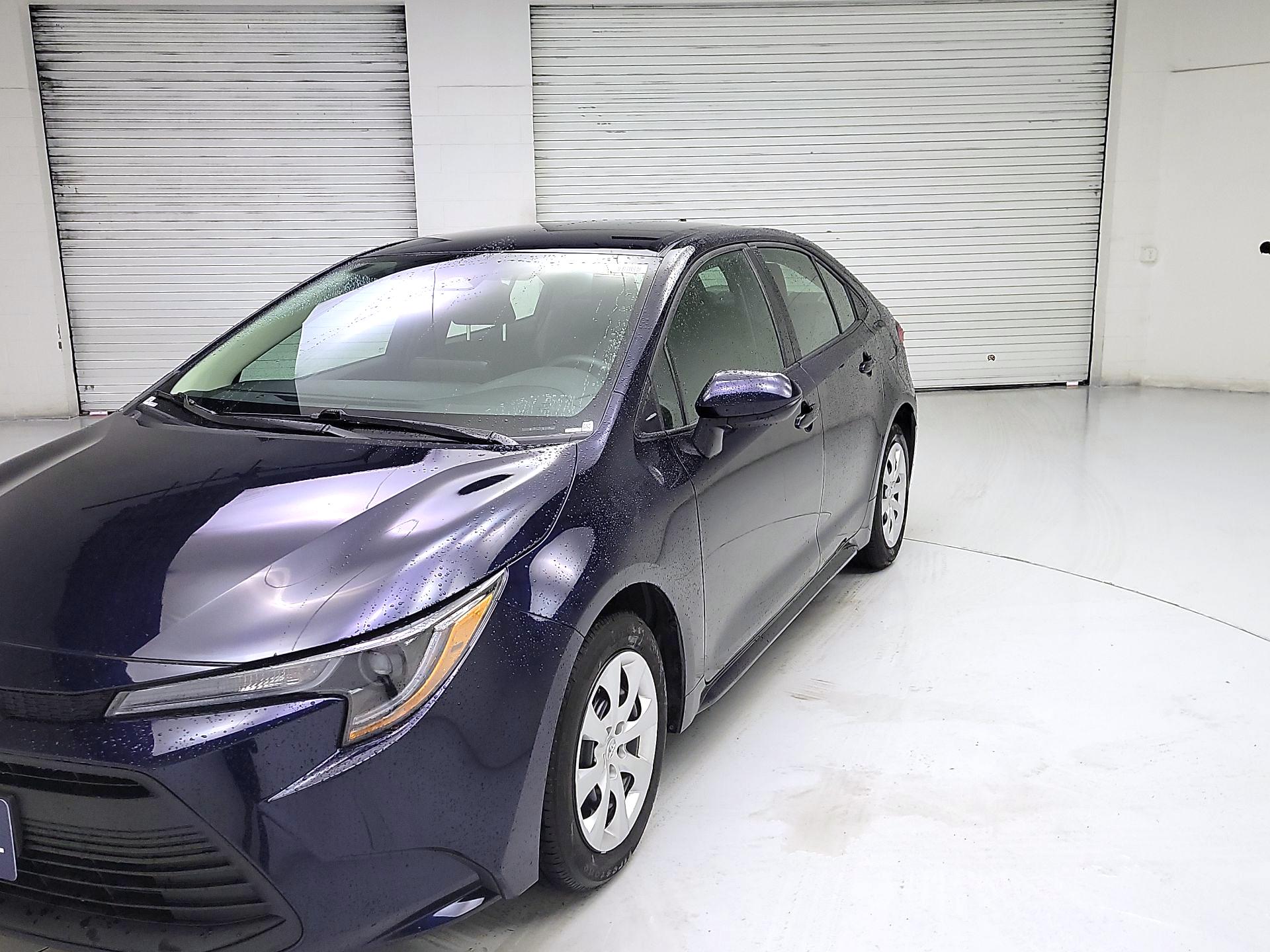 Thumbnail: 2025 Toyota Corolla - 3