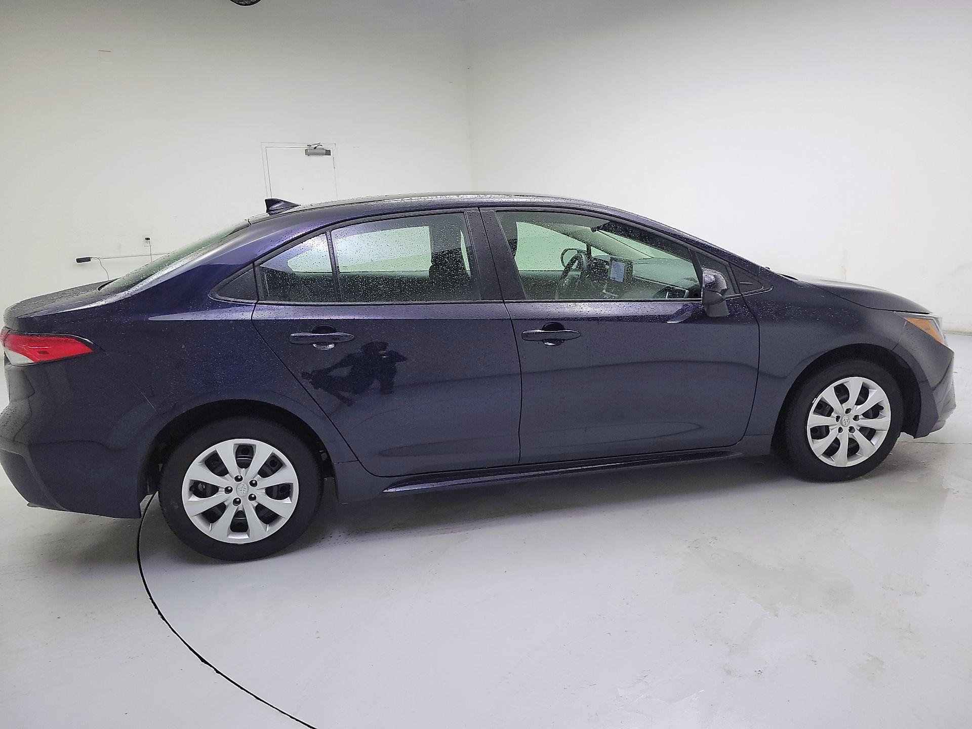 Thumbnail: 2025 Toyota Corolla - 4