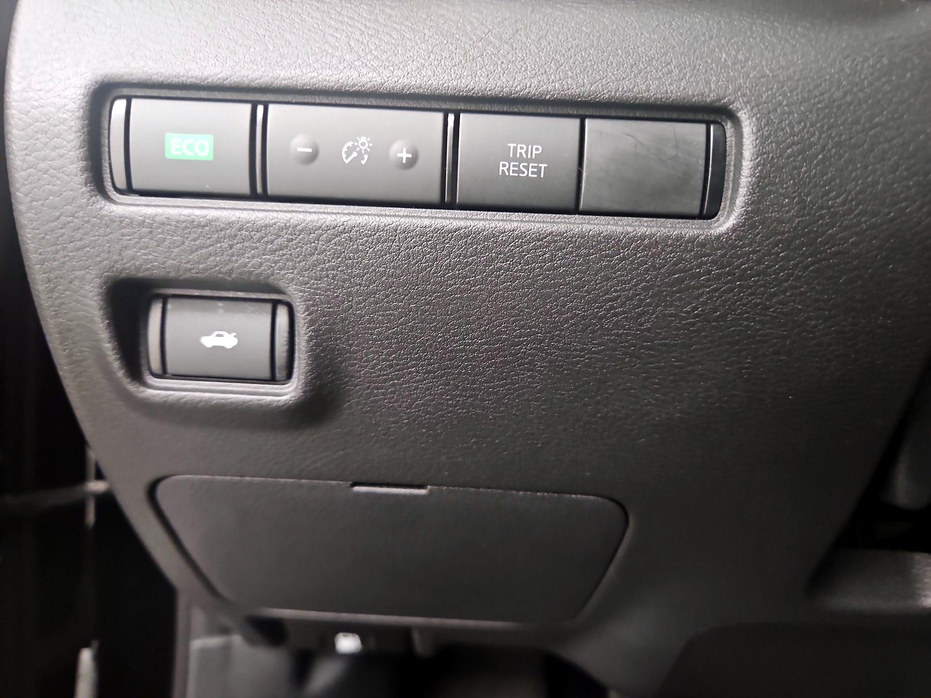 Thumbnail: 2025 Nissan Sentra - 13