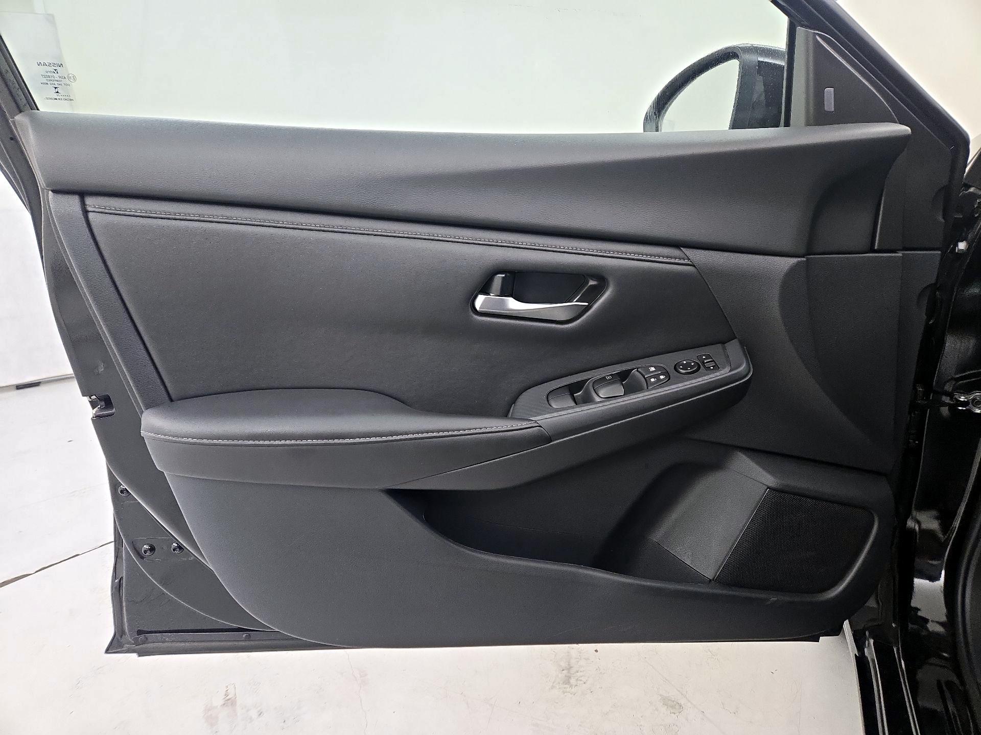 Thumbnail: 2025 Nissan Sentra - 12