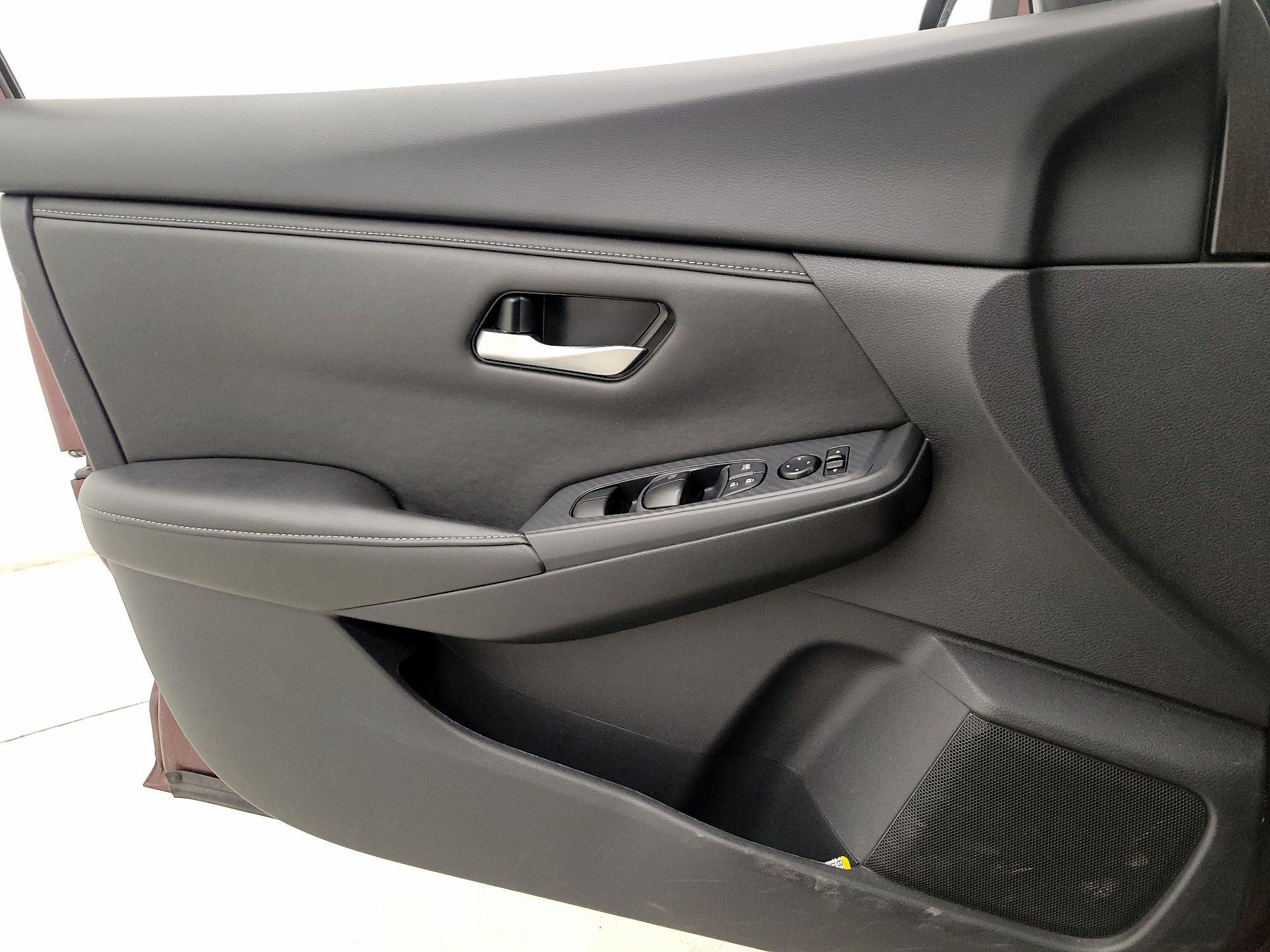 Thumbnail: 2025 Nissan Sentra - 12