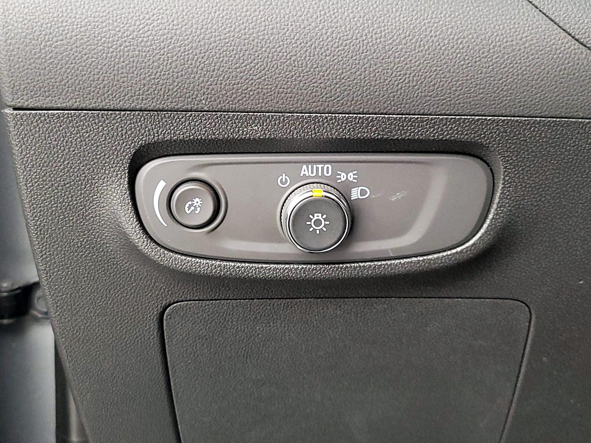 Thumbnail: 2025 Buick Encore GX - 13