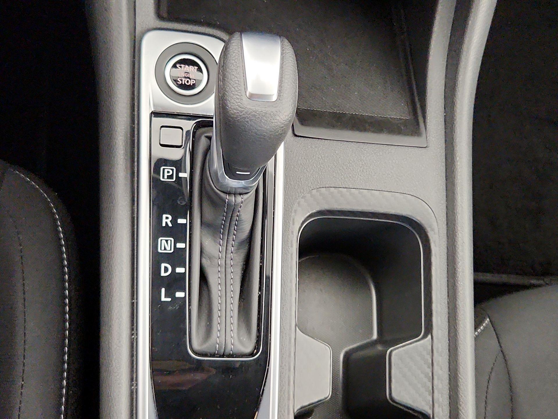 Thumbnail: 2025 Nissan Sentra - 17