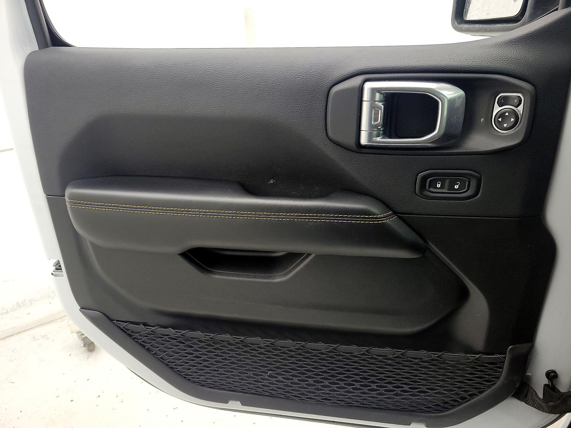 Thumbnail: 2025 Jeep Wrangler - 12