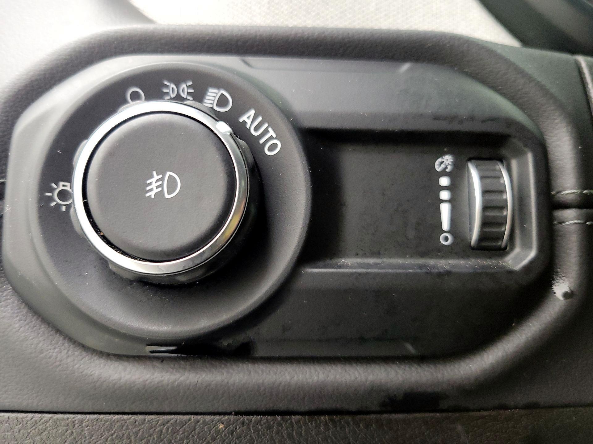 Thumbnail: 2025 Jeep Wrangler - 13