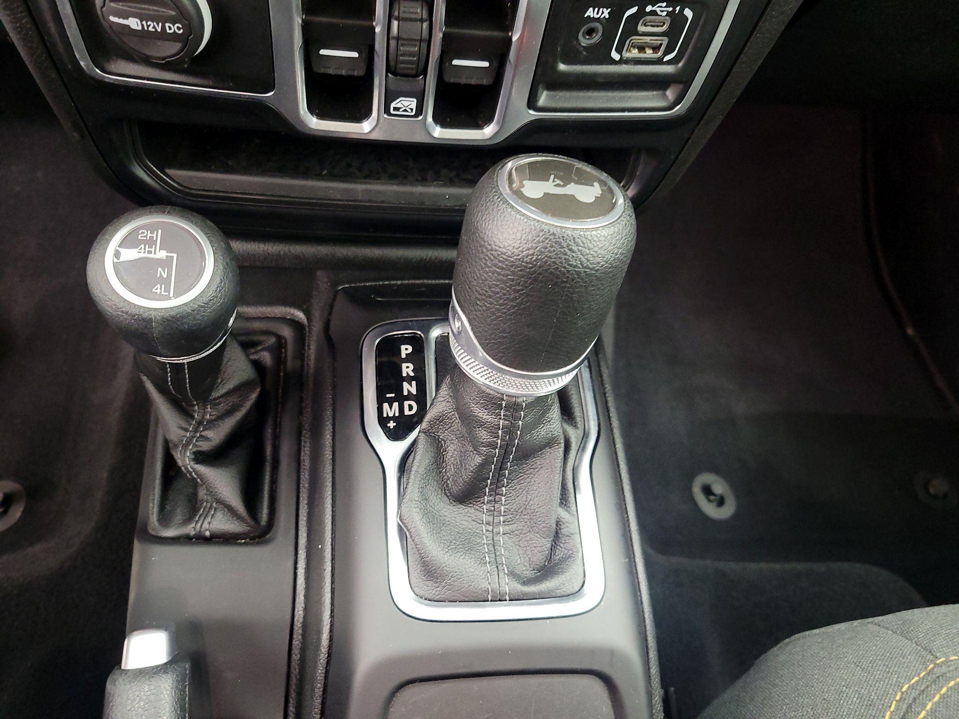 Thumbnail: 2025 Jeep Wrangler - 17