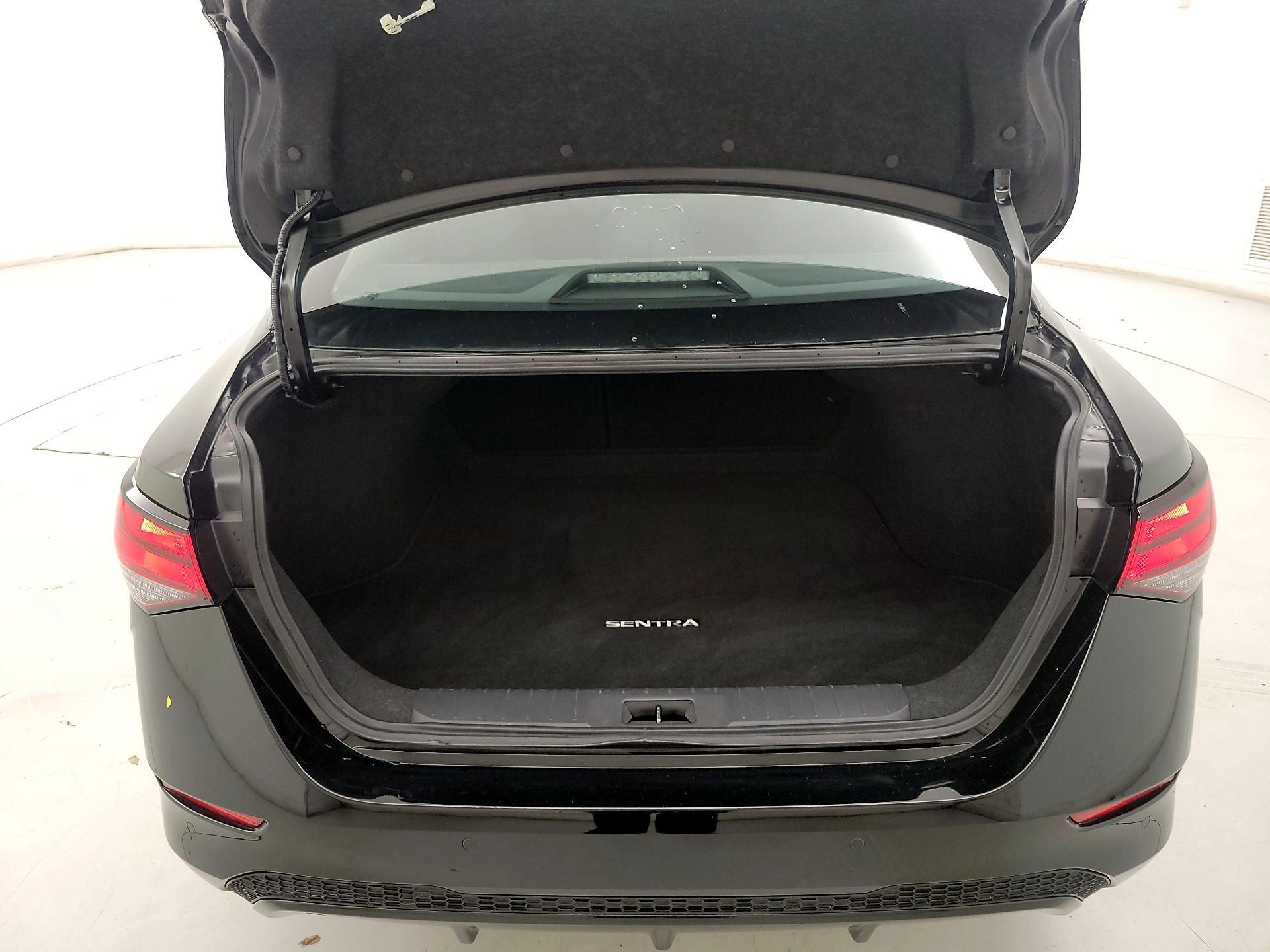 Thumbnail: 2025 Nissan Sentra - 19