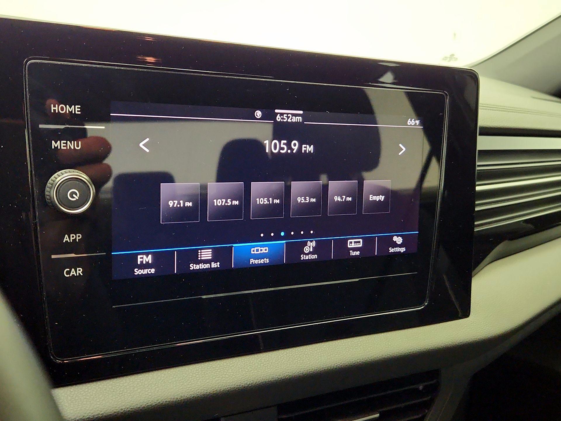 Thumbnail: 2025 Volkswagen Jetta - 15