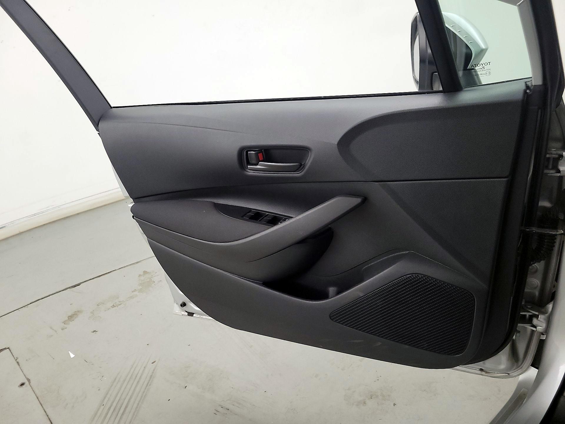 Thumbnail: 2025 Toyota Corolla - 12