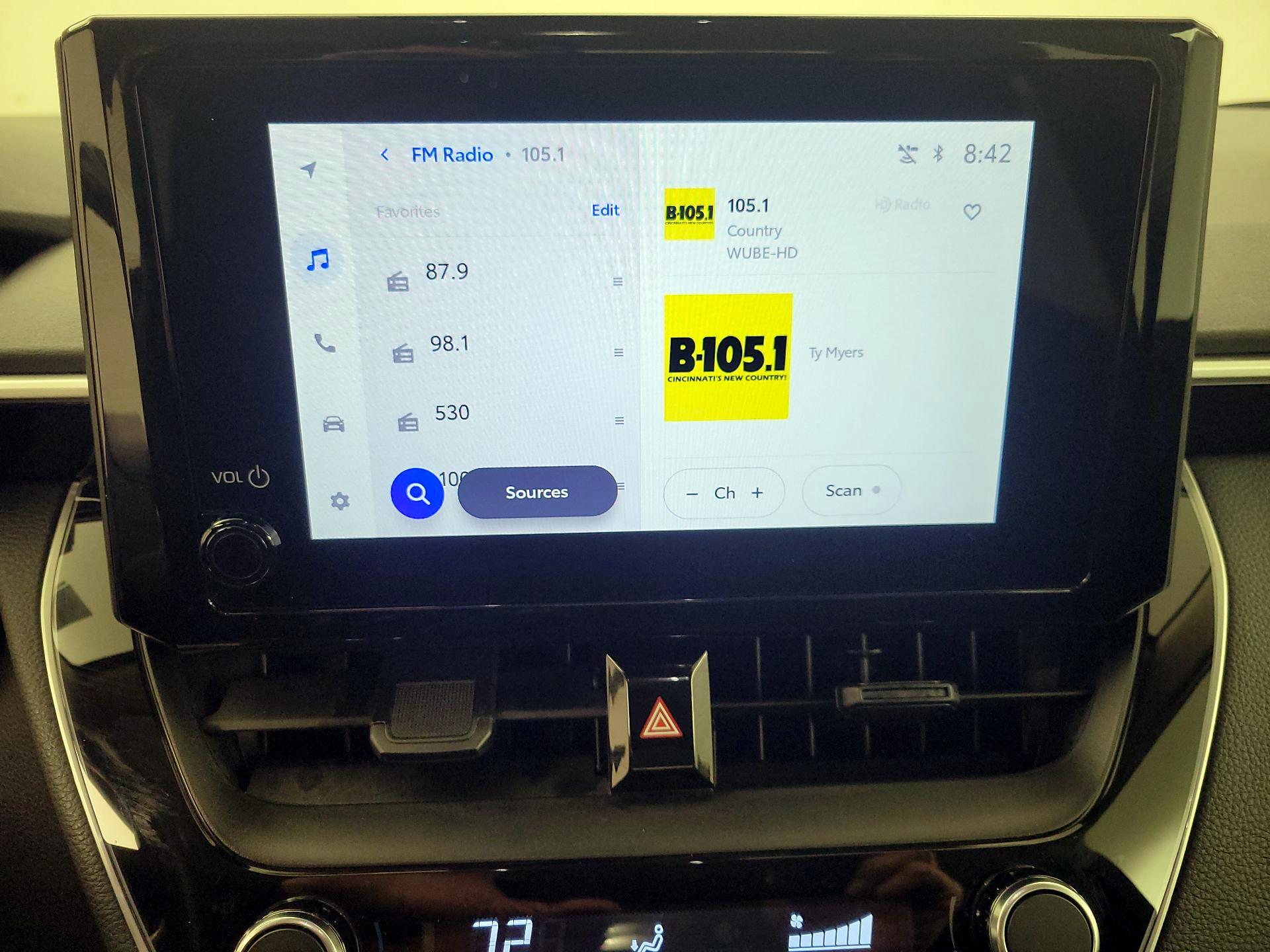 Thumbnail: 2025 Toyota Corolla - 16