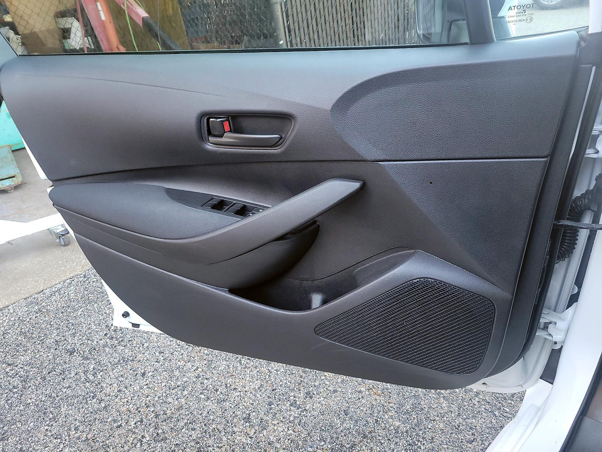 Thumbnail: 2025 Toyota Corolla - 10