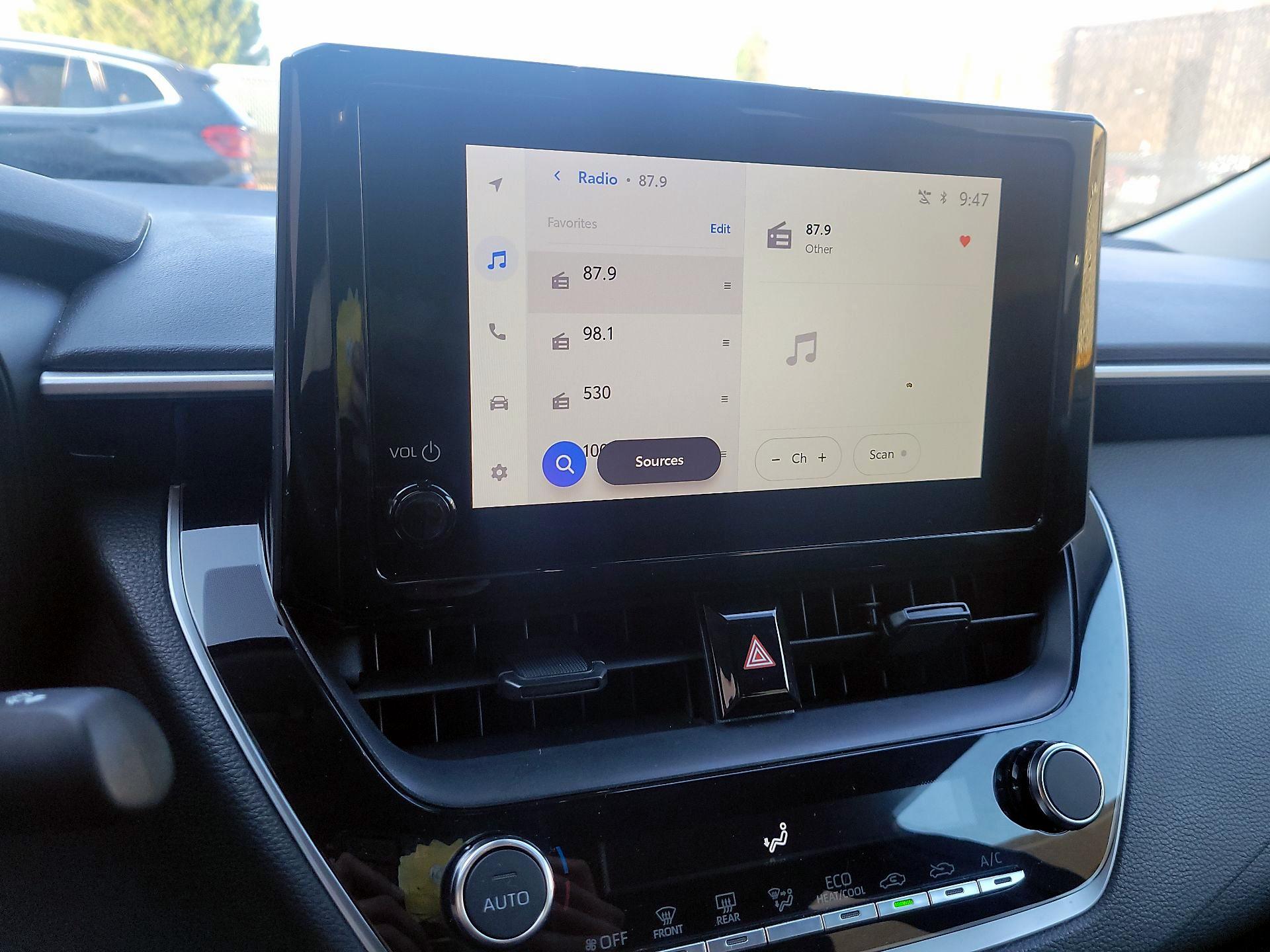 Thumbnail: 2025 Toyota Corolla - 13