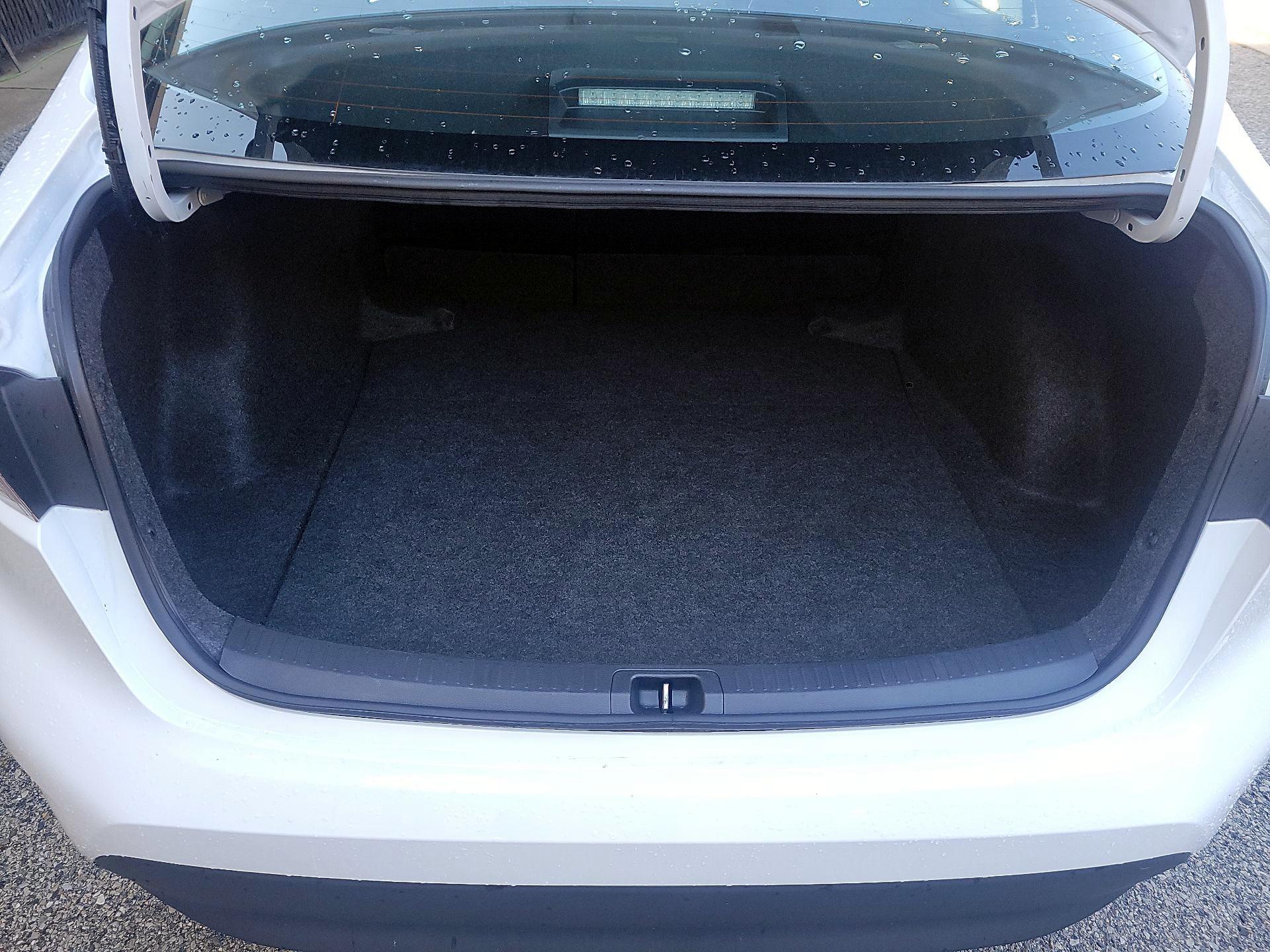 Thumbnail: 2025 Toyota Corolla - 18