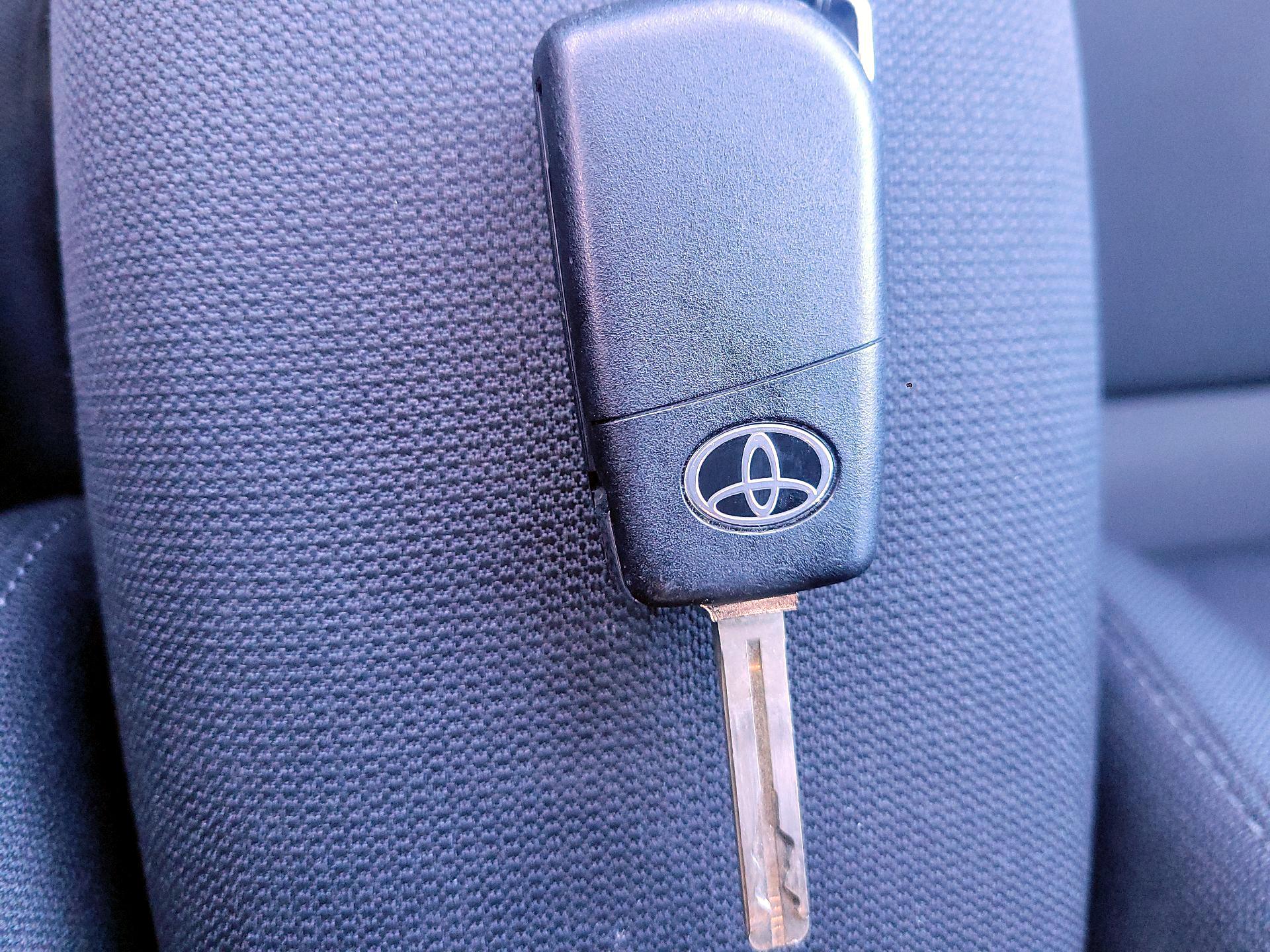 Thumbnail: 2025 Toyota Corolla - 20