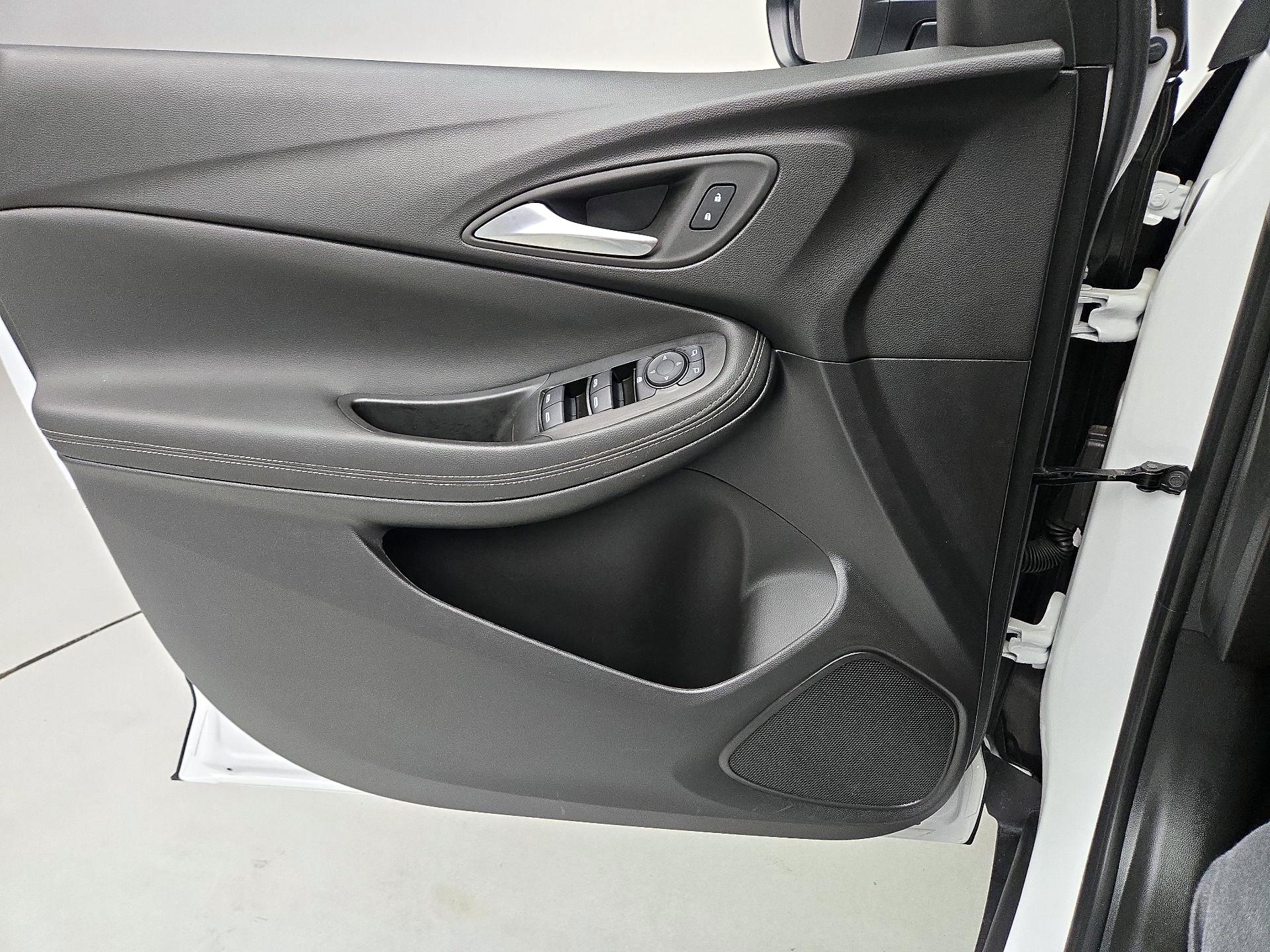 Thumbnail: 2025 Buick Encore GX - 12