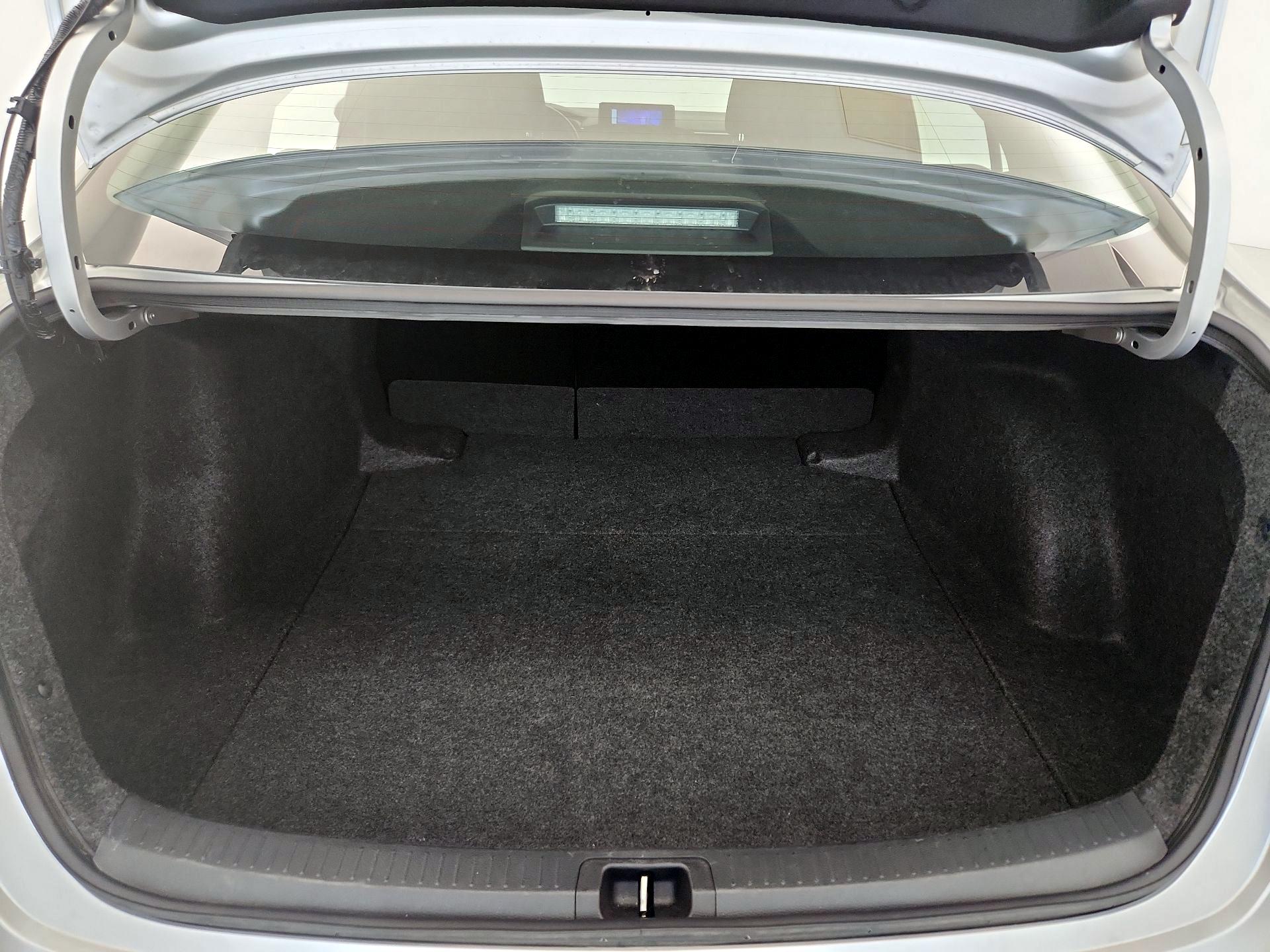 Thumbnail: 2025 Toyota Corolla - 20