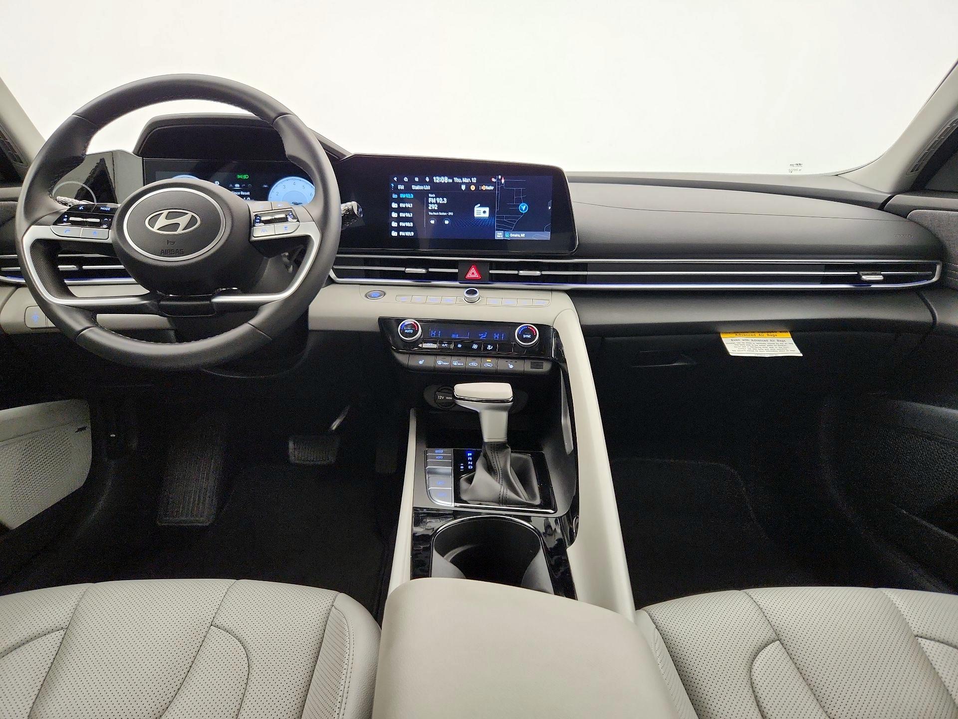 Thumbnail: 2025 Hyundai Elantra - 9