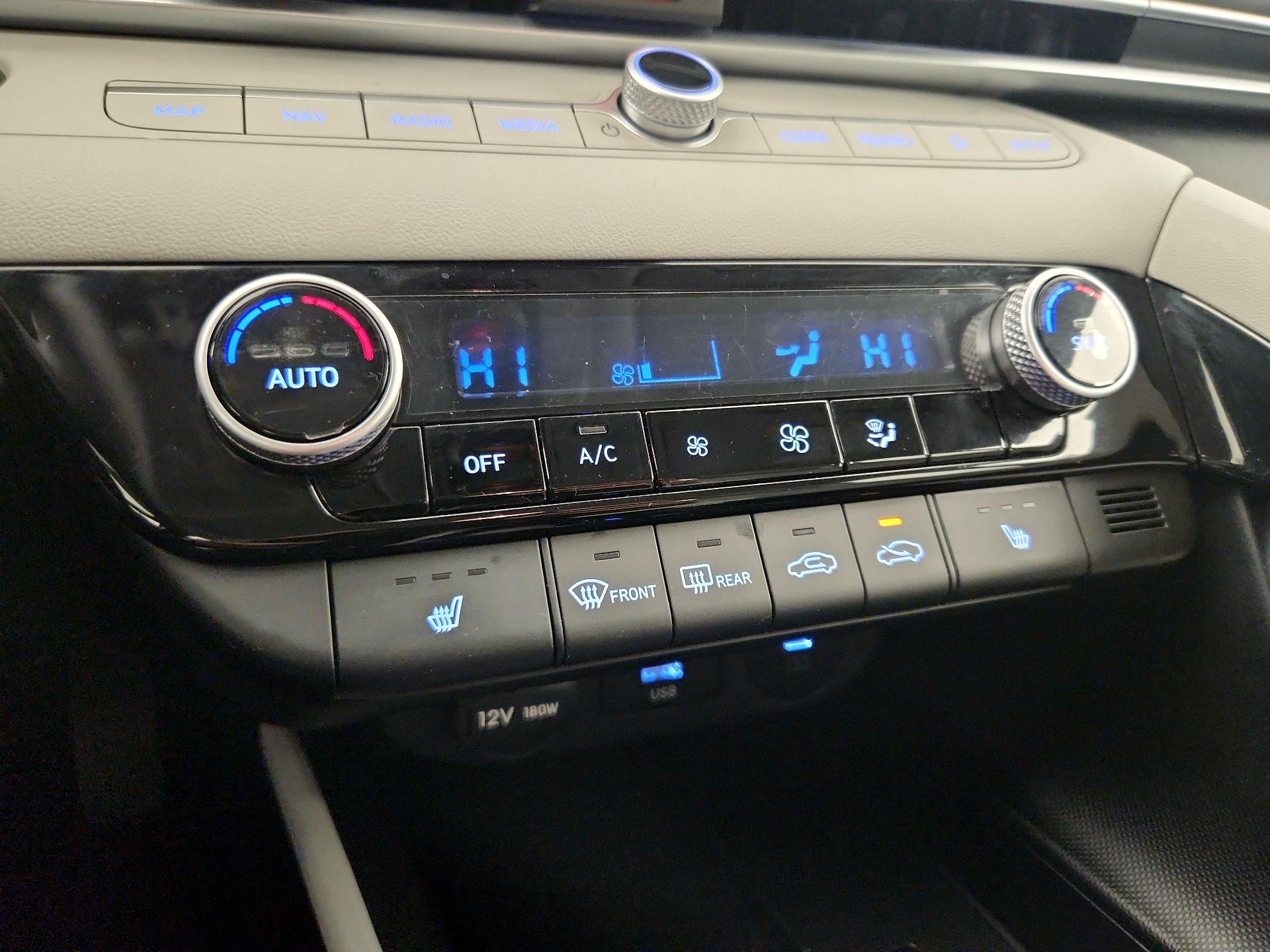 Thumbnail: 2025 Hyundai Elantra - 17