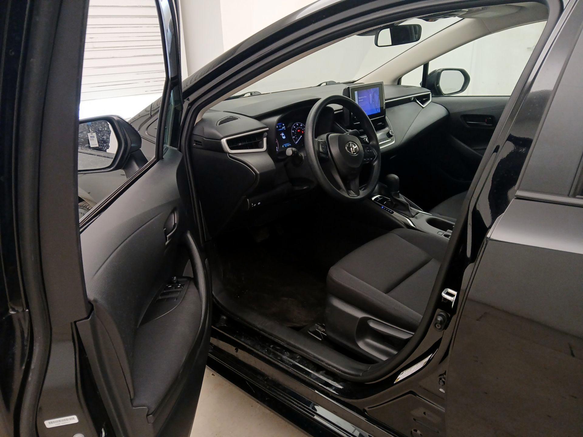 Thumbnail: 2025 Toyota Corolla - 11