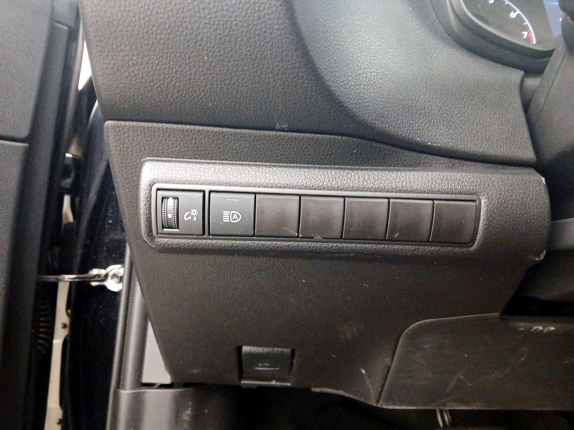 Thumbnail: 2025 Toyota Corolla - 13