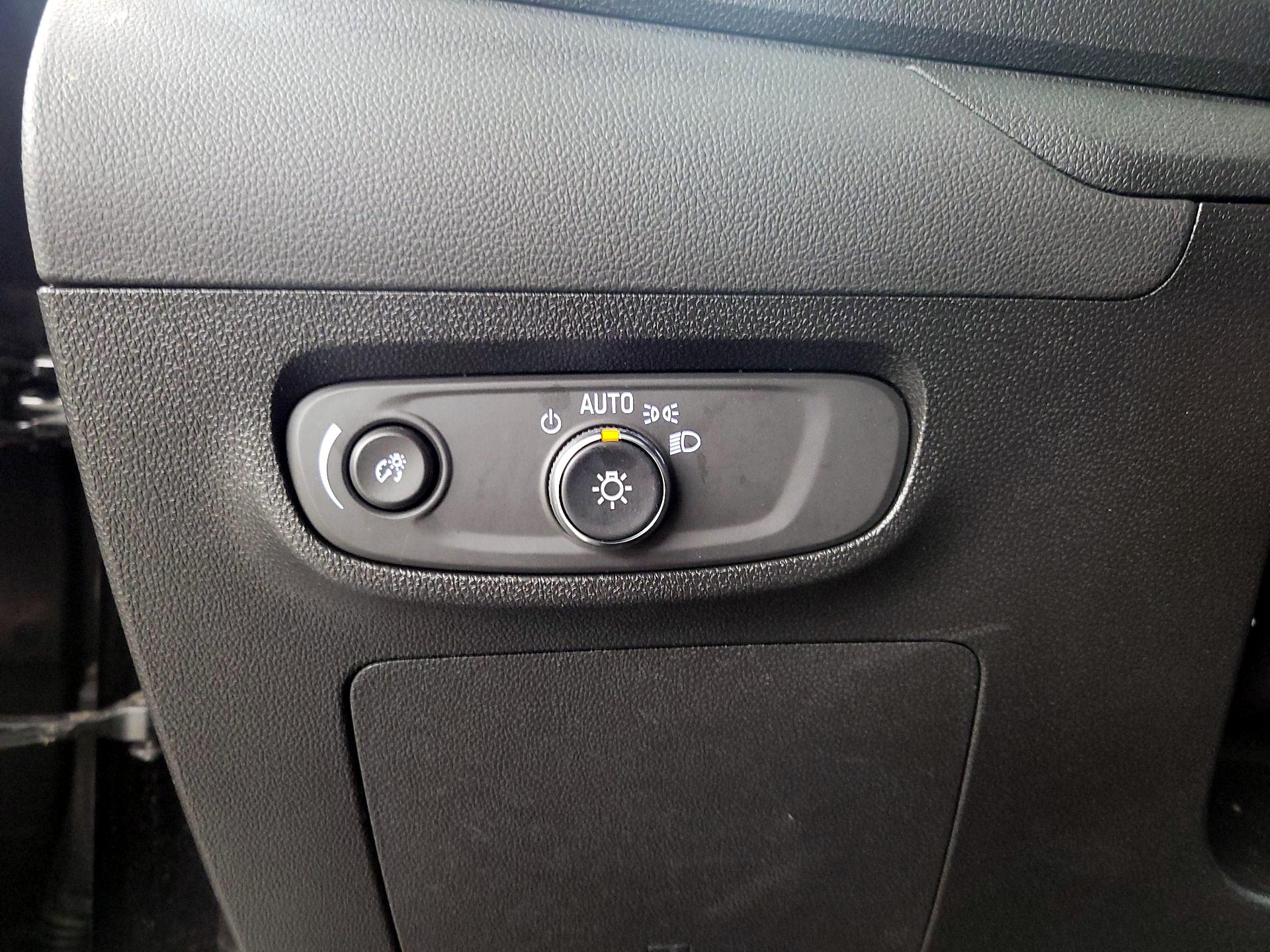 Thumbnail: 2025 Buick Encore GX - 13