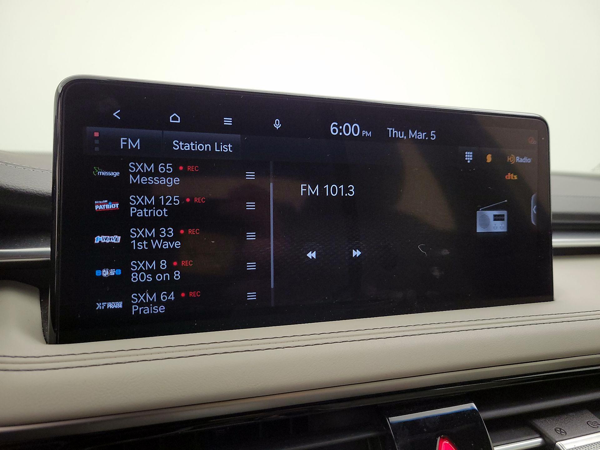 Thumbnail: 2025 Genesis G70 - 13