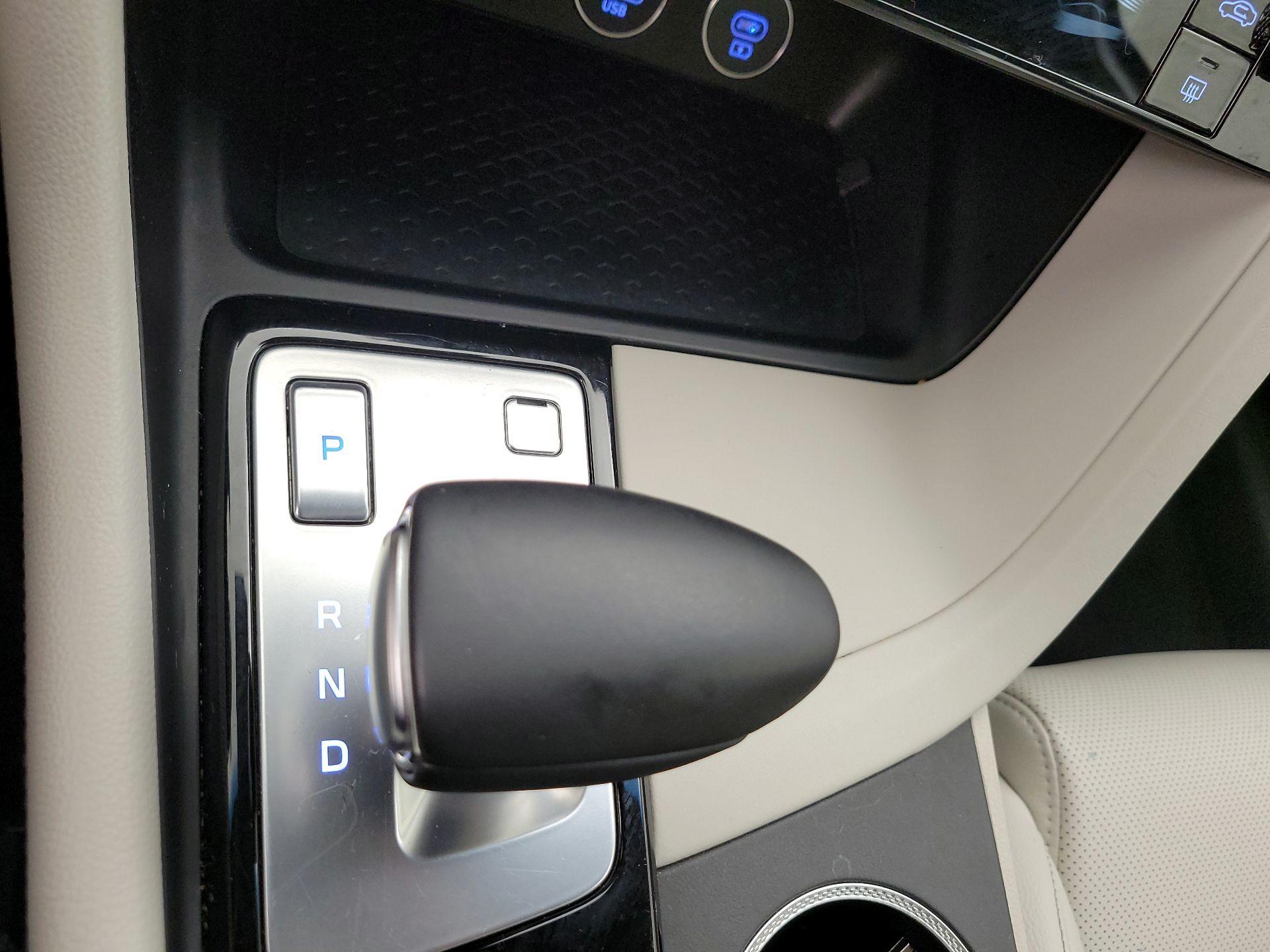 Thumbnail: 2025 Genesis G70 - 15