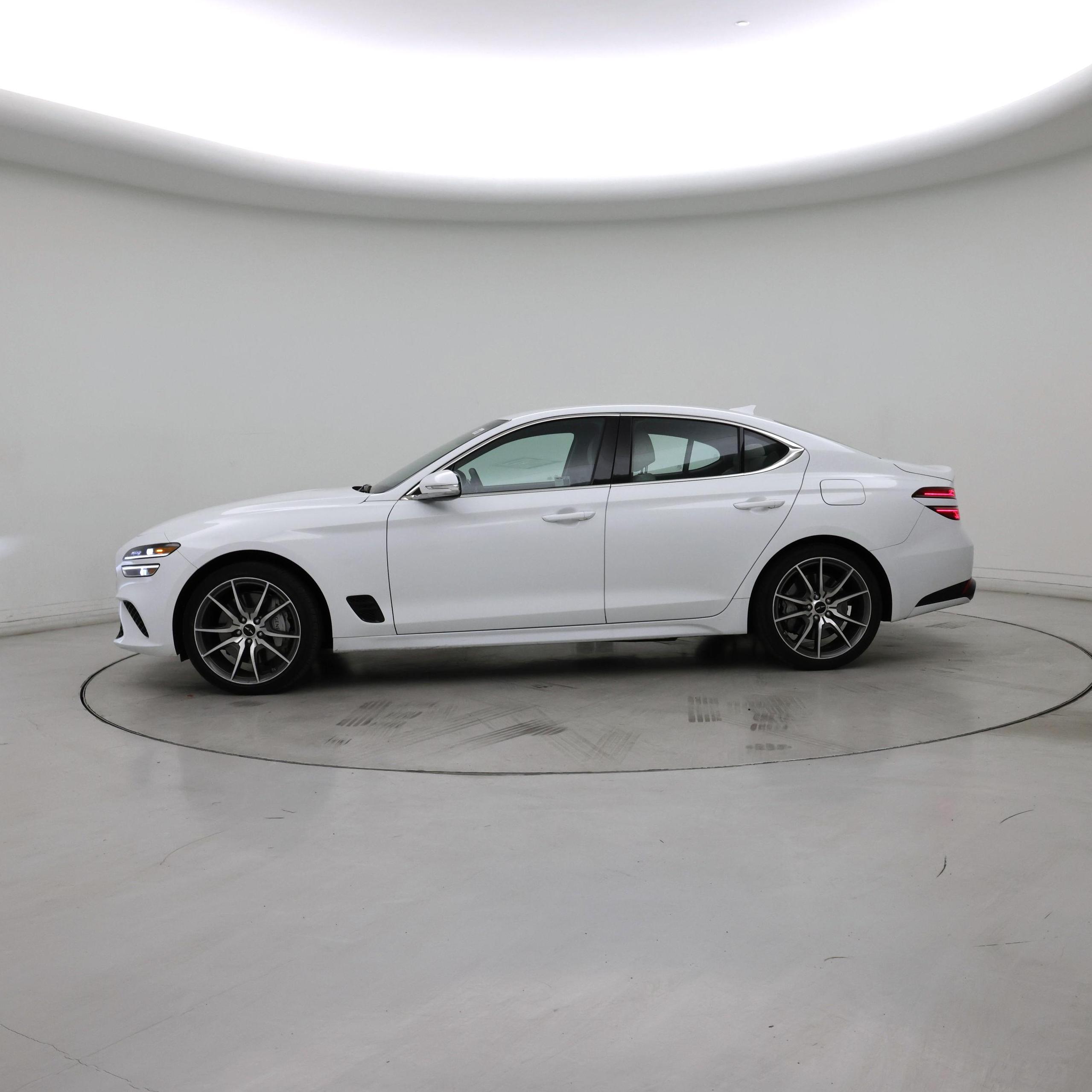 Thumbnail: 2025 Genesis G70 - 3