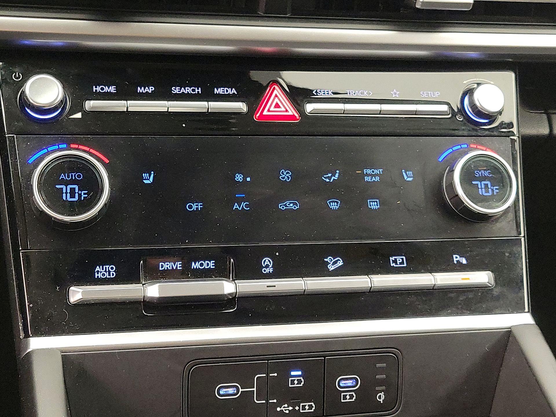 Thumbnail: 2025 Hyundai Santa Fe - 16