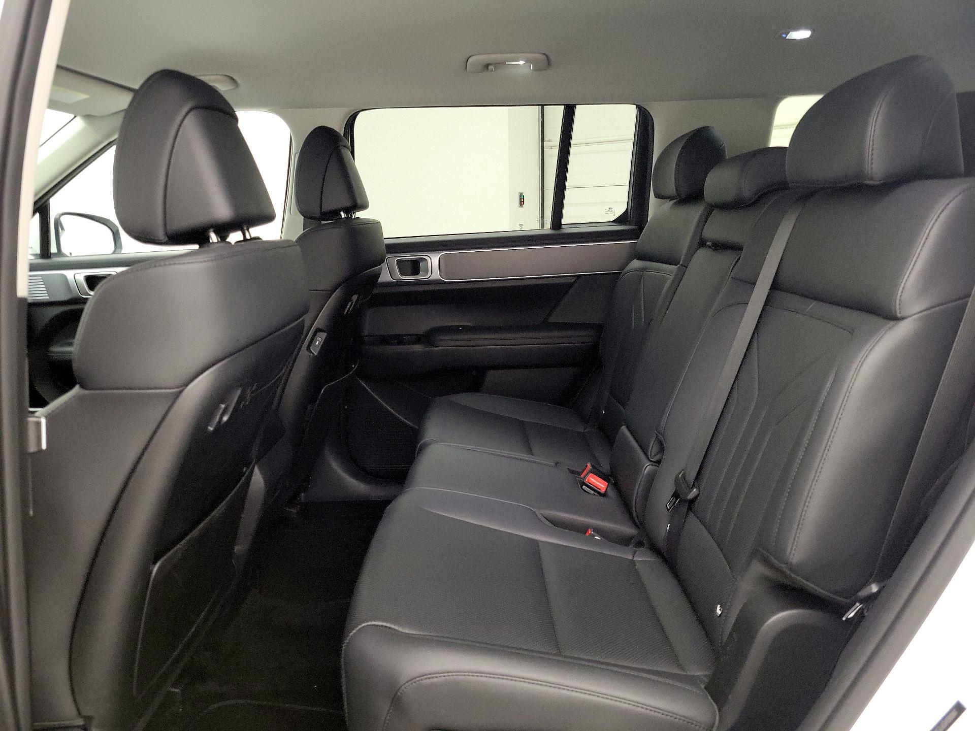 Thumbnail: 2025 Hyundai Santa Fe - 19