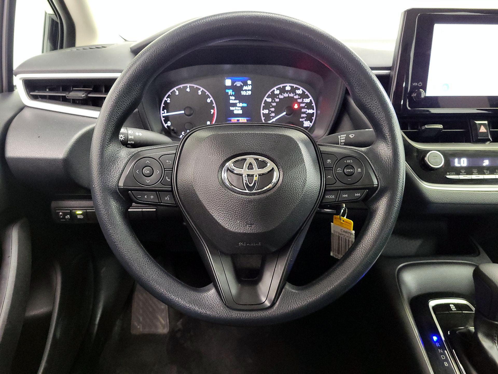 Thumbnail: 2025 Toyota Corolla - 10