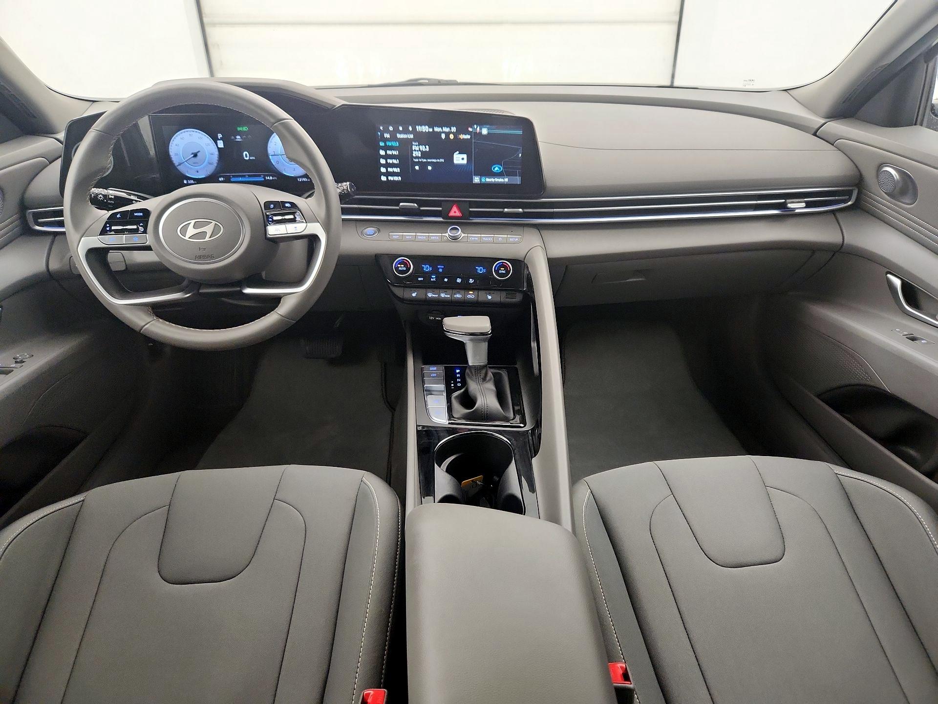 Thumbnail: 2025 Hyundai Elantra - 9