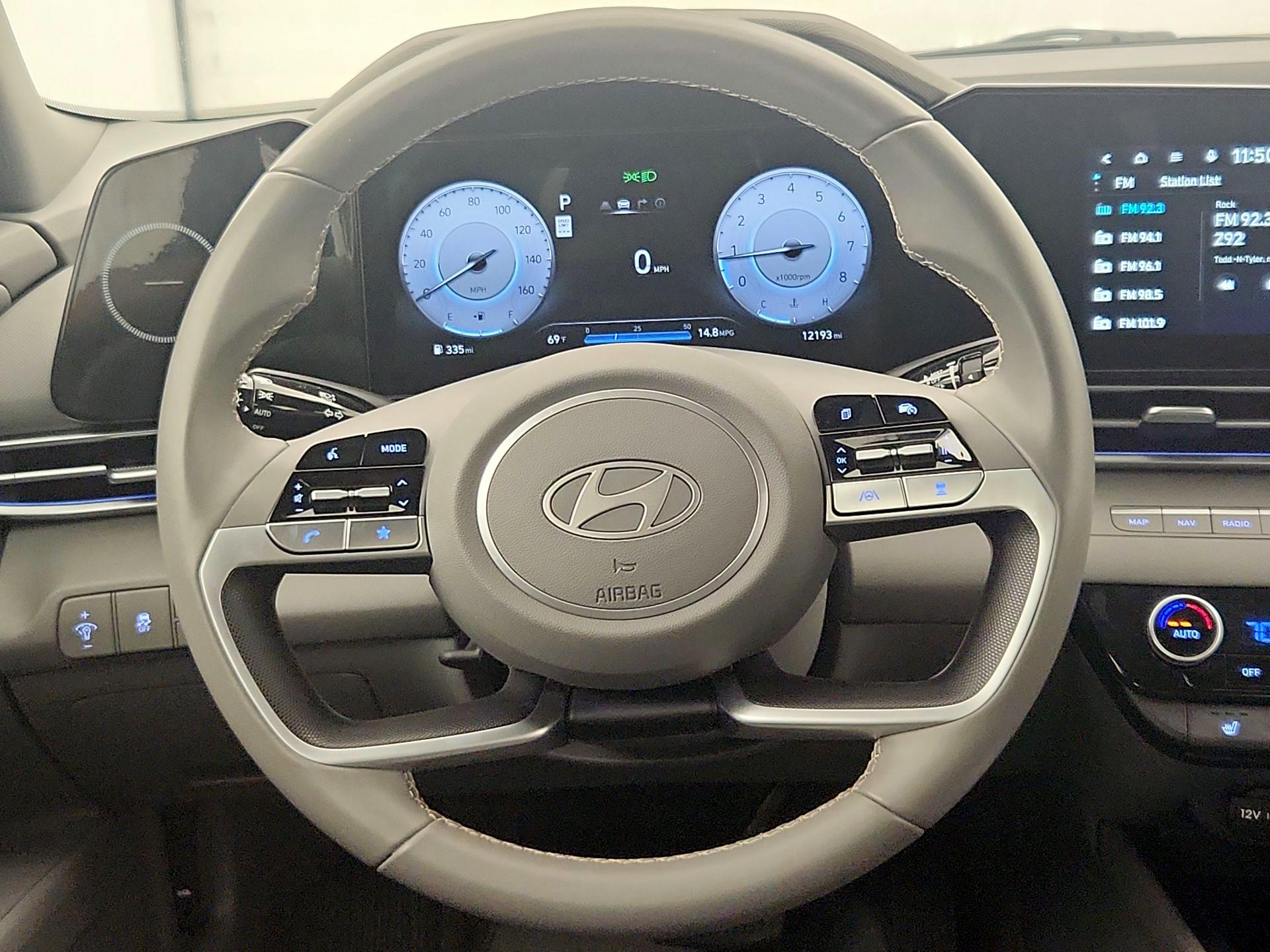 Thumbnail: 2025 Hyundai Elantra - 10