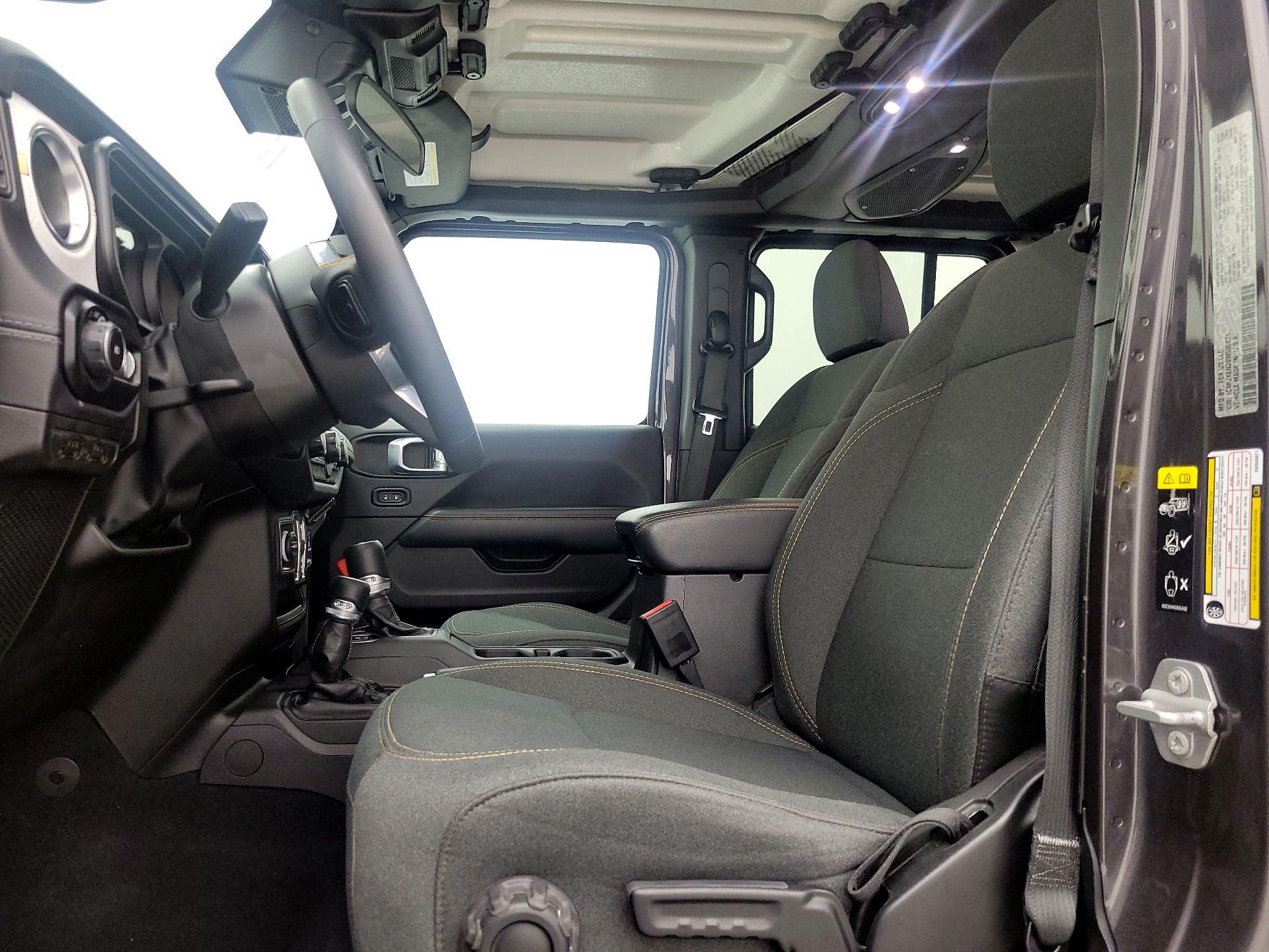 Thumbnail: 2025 Jeep Wrangler - 11