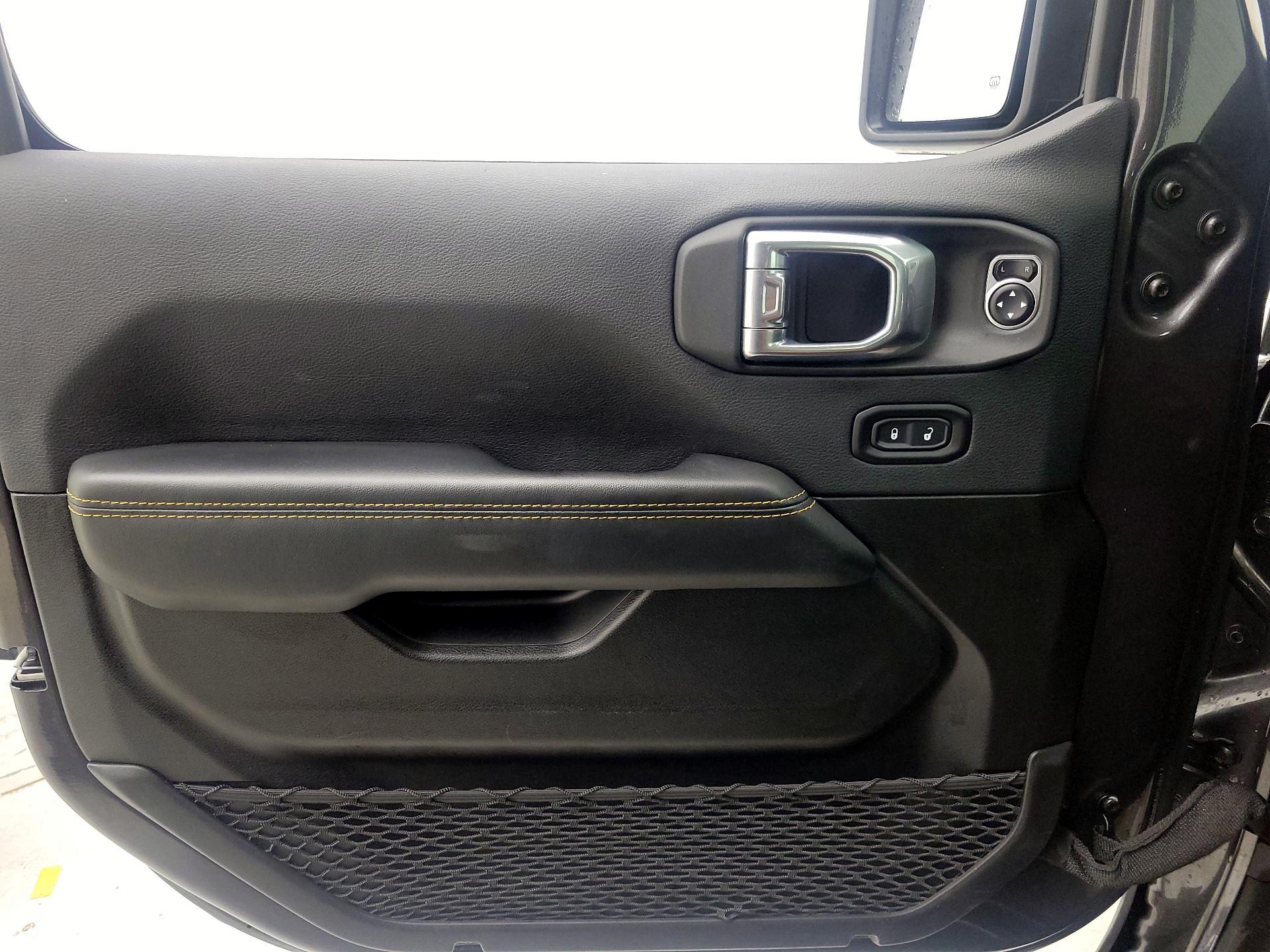 Thumbnail: 2025 Jeep Wrangler - 12